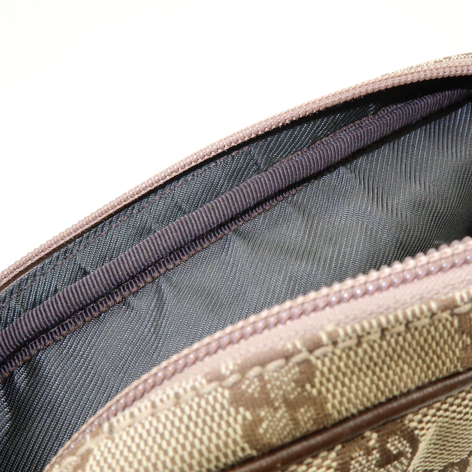 GUCCI GG Canvas Leather Shoulder Bag Crossbody Bag Brown 92551