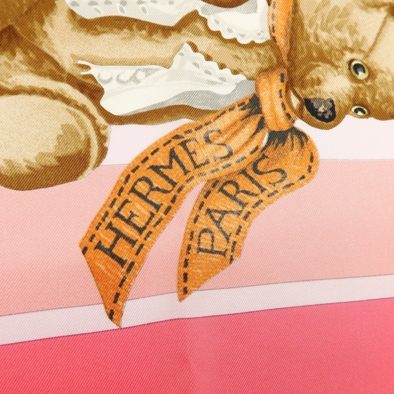 HERMES Carre 90 Silk 100% Scarf Confidents de Coeurs Bear Print