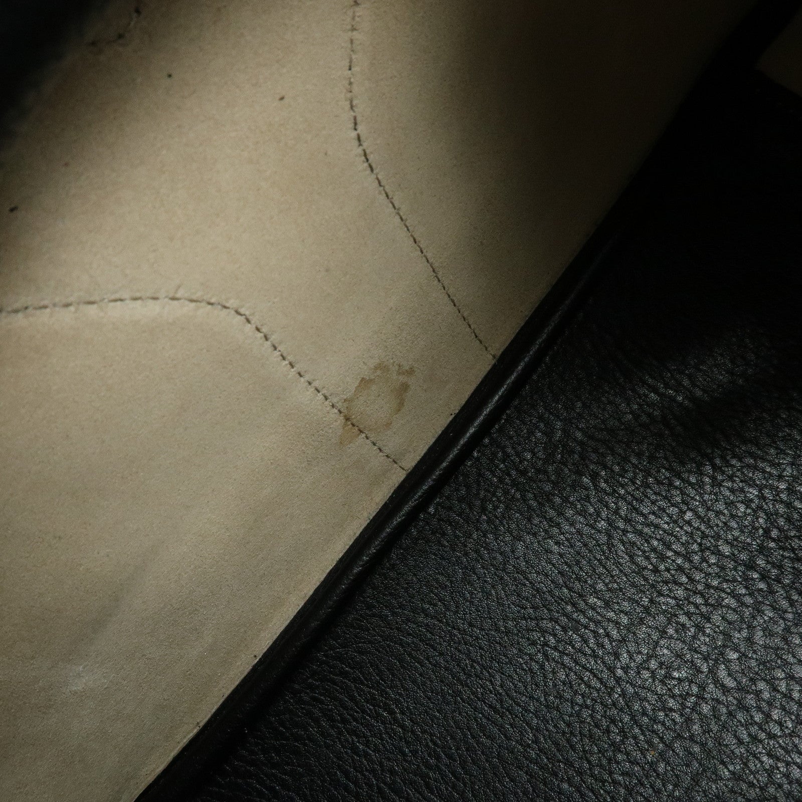 SAINT LAURENT PARIS YSL Y Line Calf Leather Tote Bag Black 168462