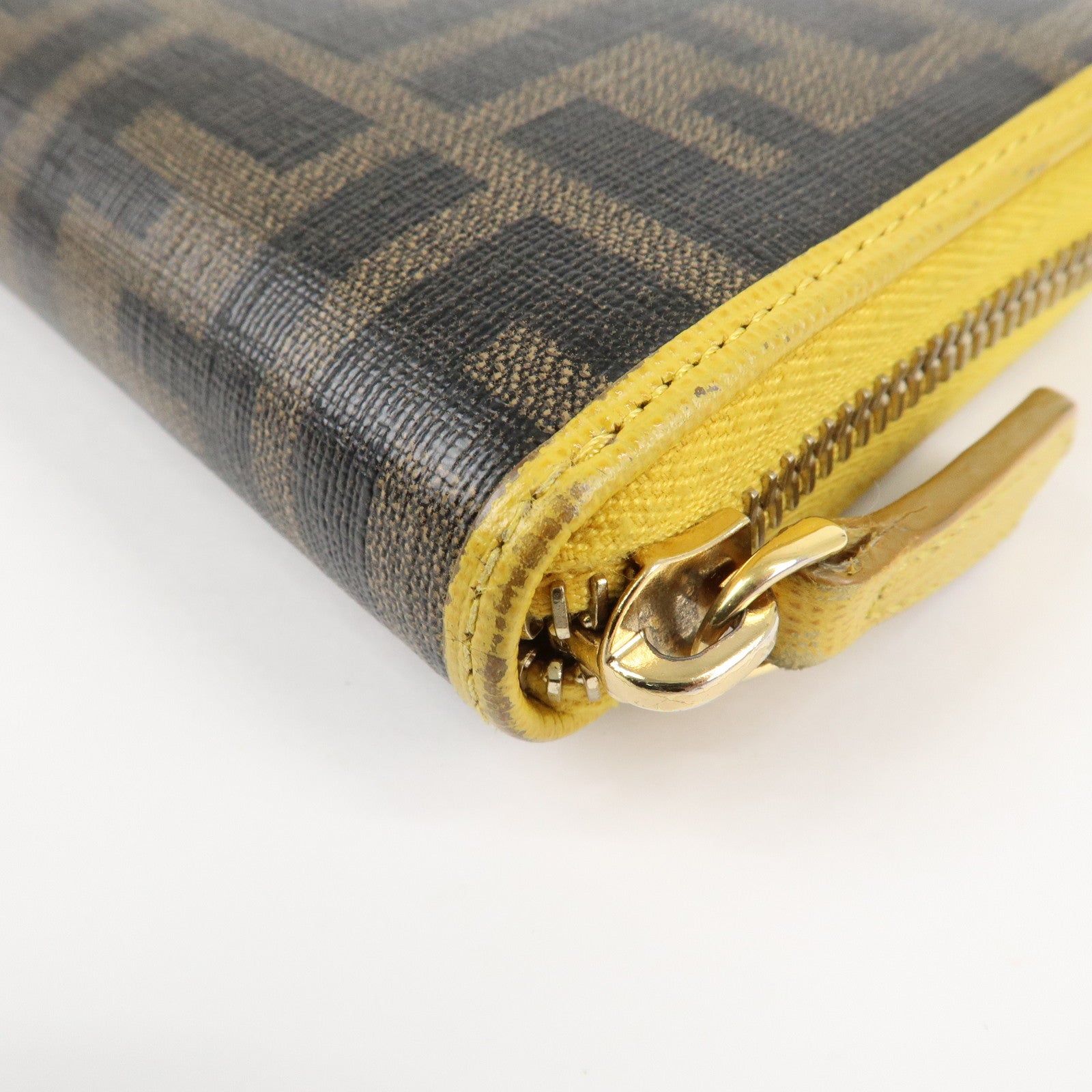 FENDI Zucca PVC Leather Round Zippy Long Wallet Brown Yellow 8M0299 Used