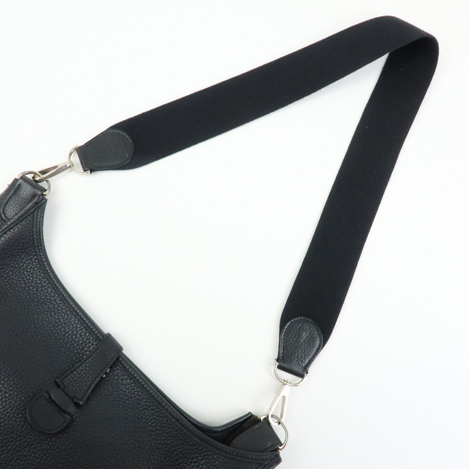 HERMES Evelyne Taurillon Leather Shoulder Bag □J Stamped Black