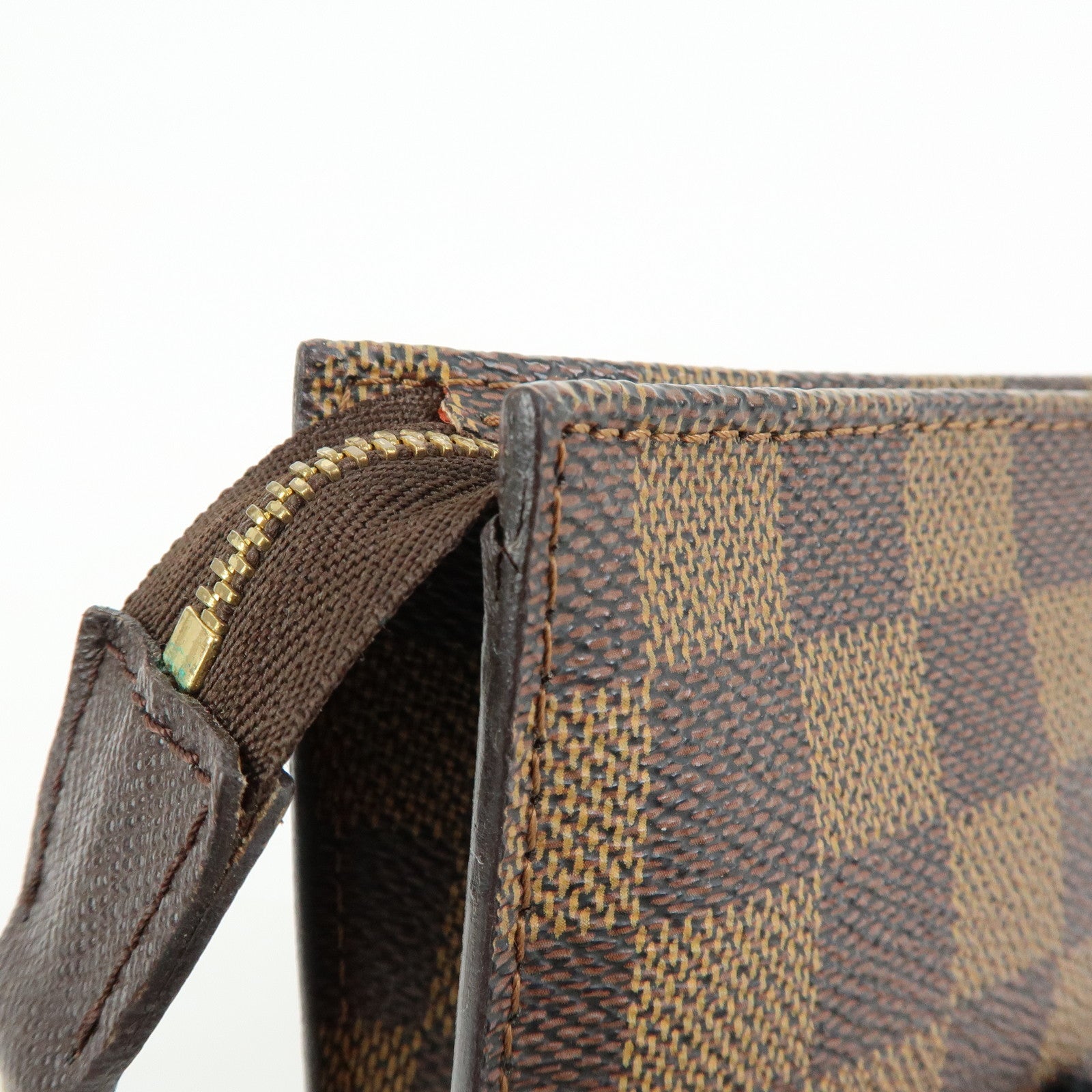 Louis Vuitton Damier Ebene Canvas Marais Bucket Pouch Cosmetic Case