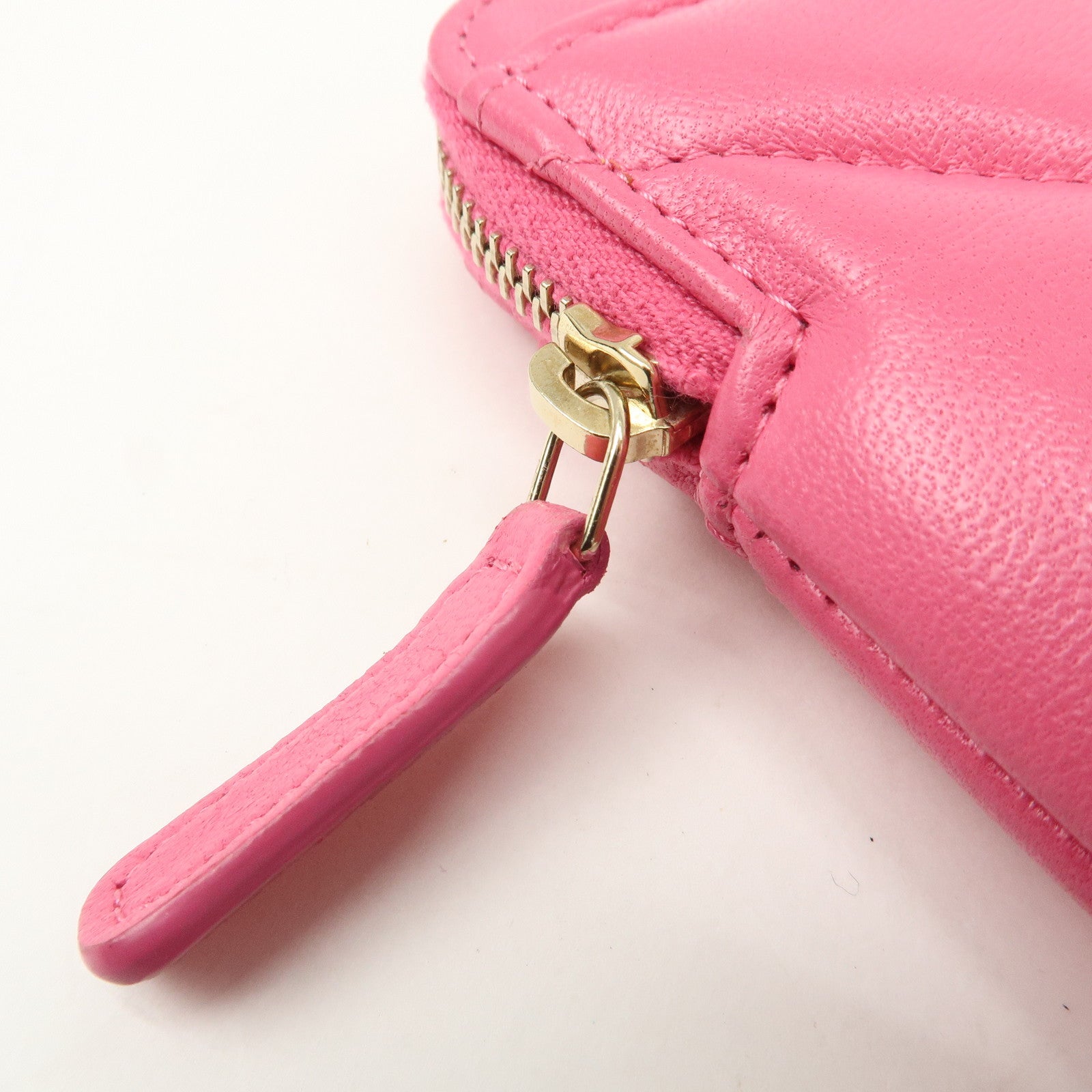 CHANEL Matelasse Leather Zippy Coin Wallet Coin Purse Pink AP2086