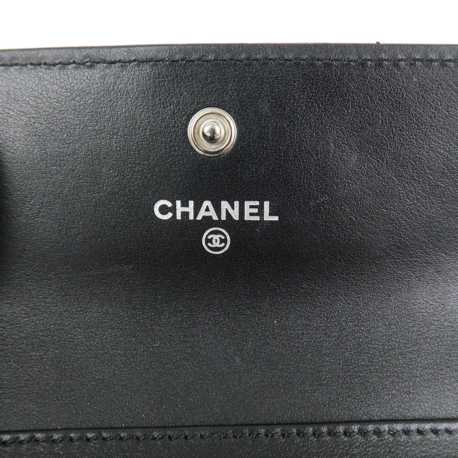 CHANEL Boy CHANEL Small Flap Tri-Fold Wallet Black A84432