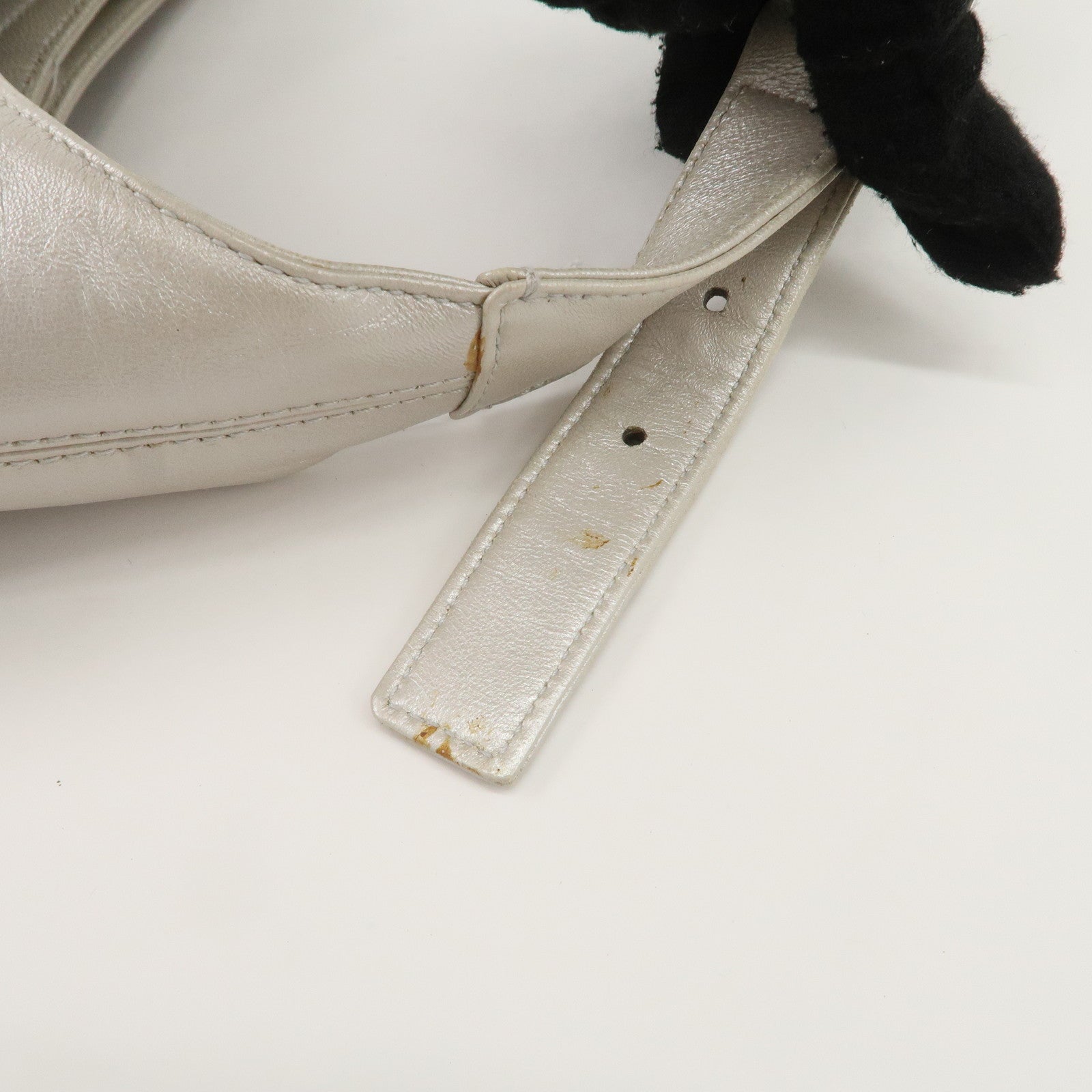 Ferragamo Gancini Leather Shoulder Bag Hand Bag Silver Used