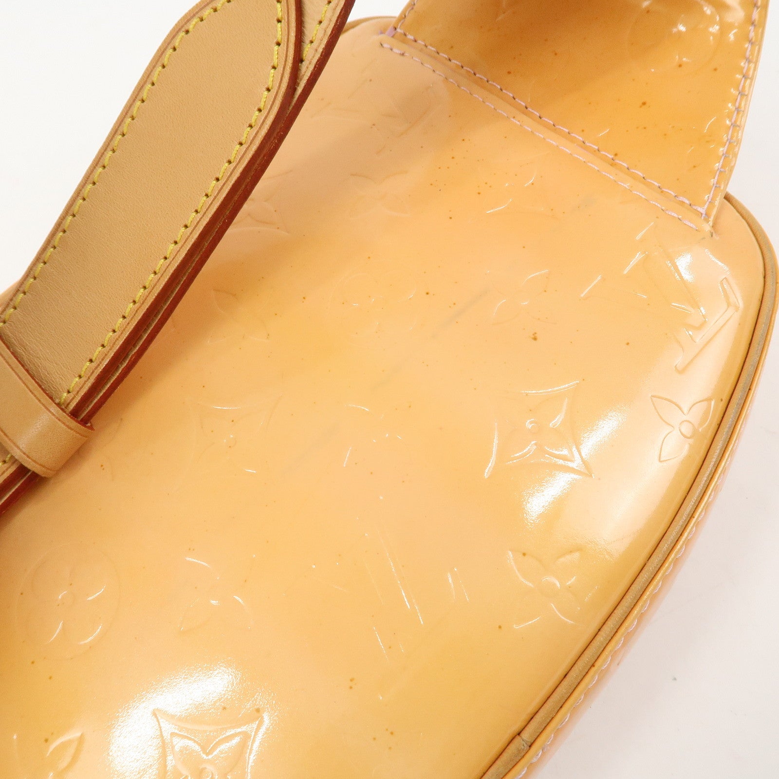 Louis Vuitton Monogram Vernis Leather Fulton Body Bag Gris M91041