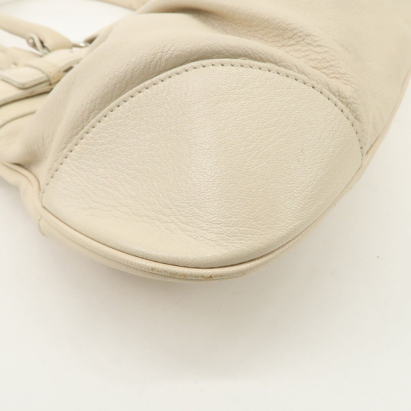 Ferragamo Gancini Leather Shoulder Bag Hand Bag Ivory Silver Hardware Used