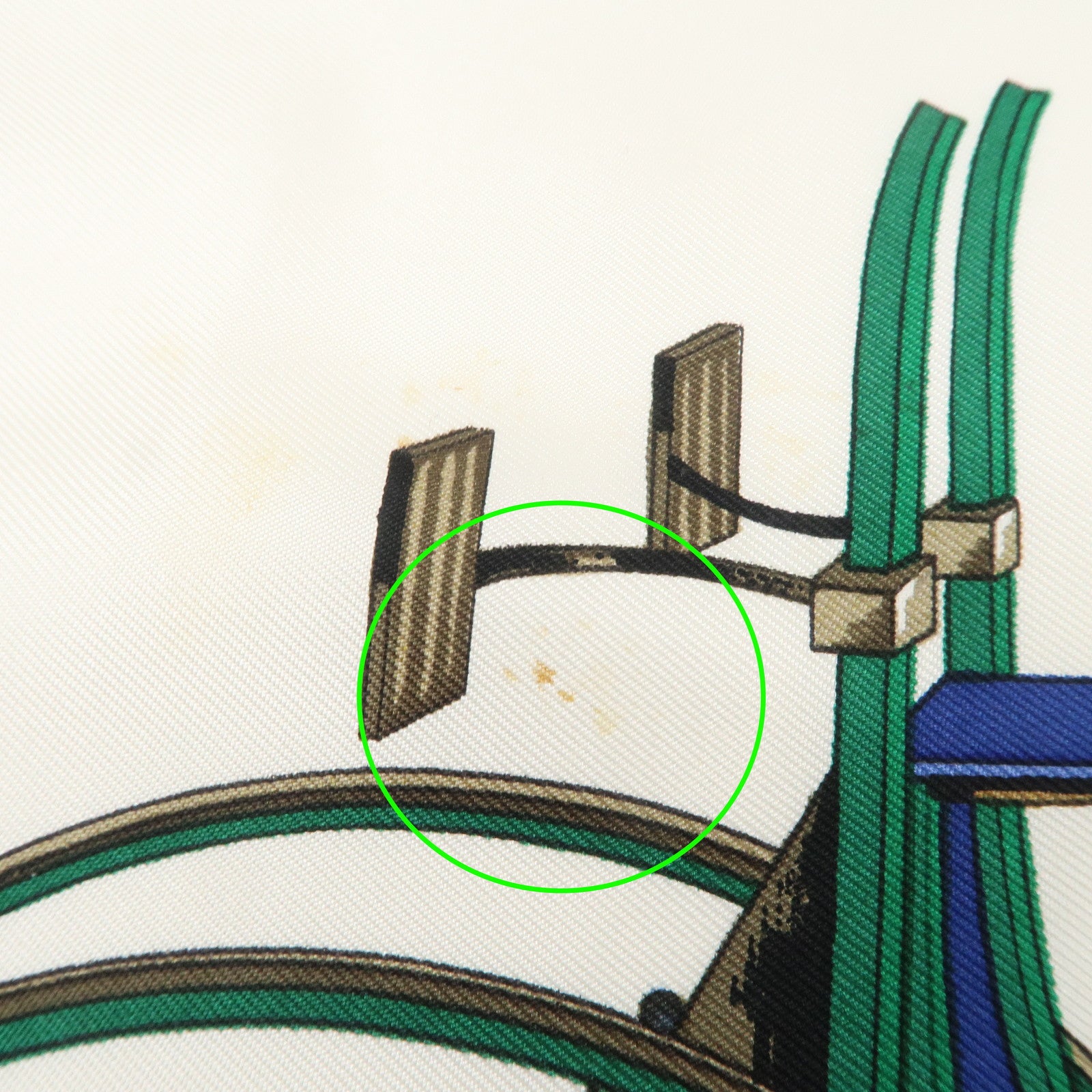 HERMES Carre 90 Silk 100% LES VOITURES A TRANSFORMATION