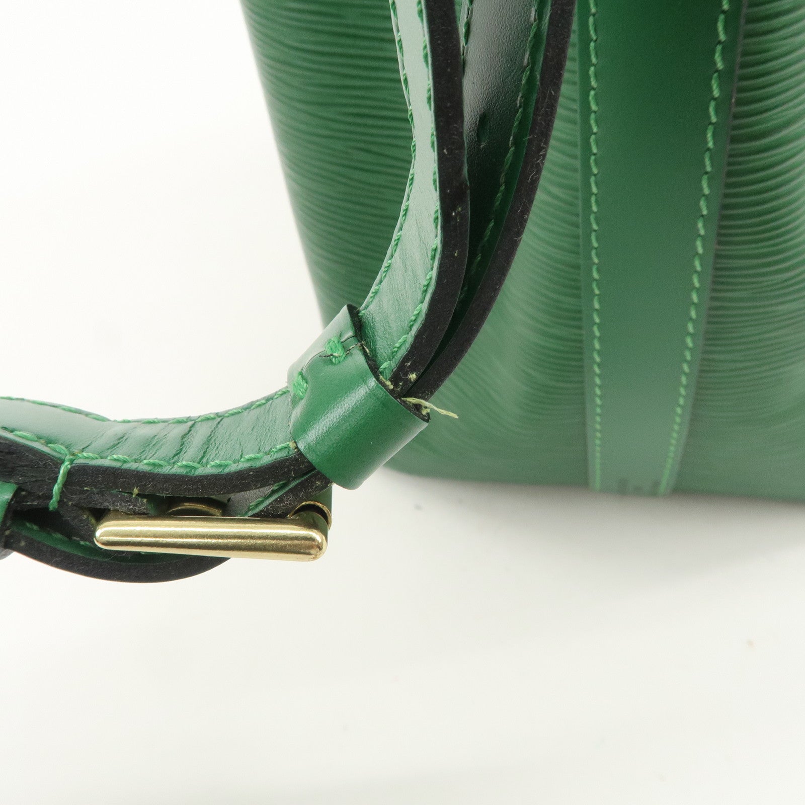 Louis Vuitton Epi Petit Noe Shoulder Bag Borneo Green M44104