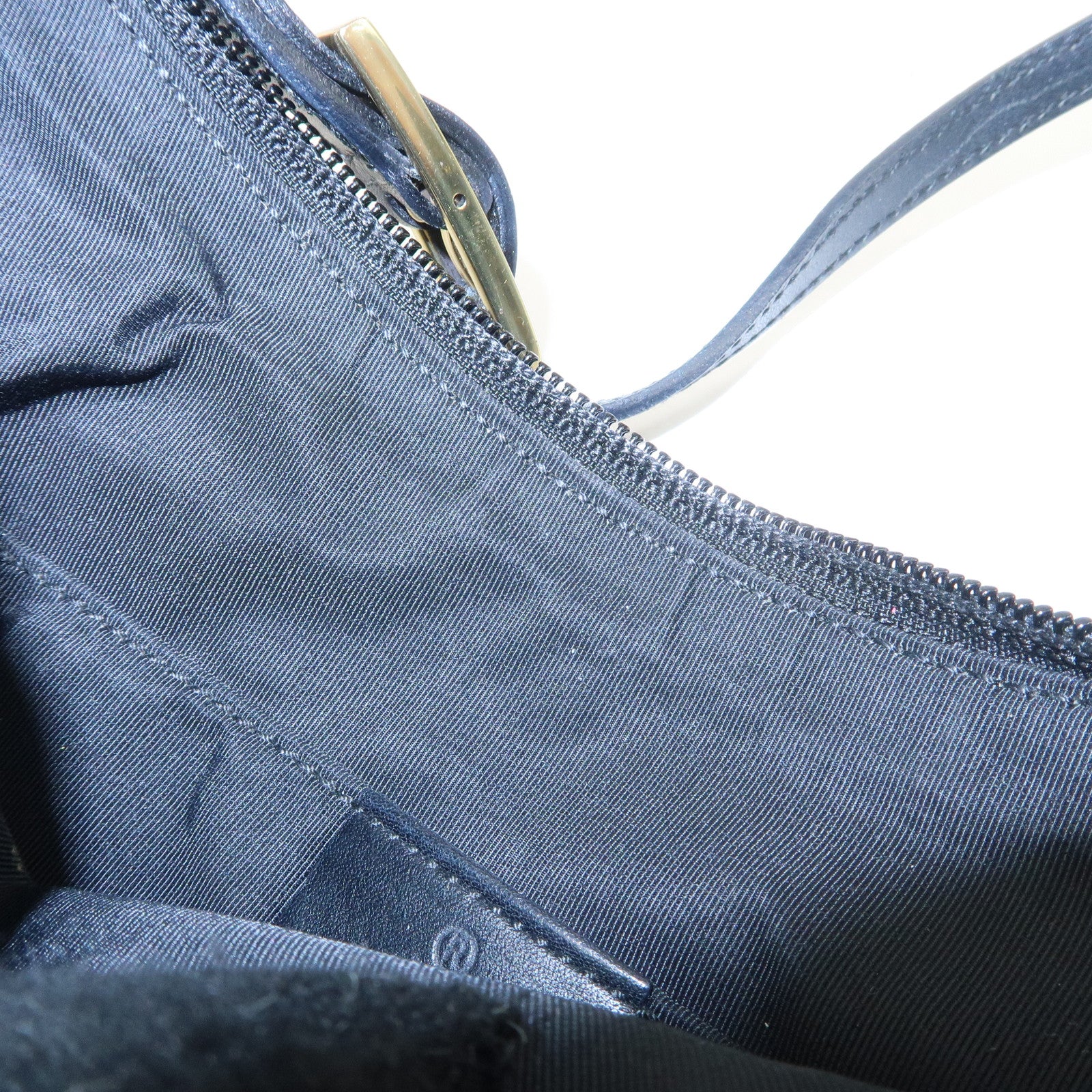 GUCCI GG Canvas Hand Bag Shoulder Bag Black Gold HDW 32160 Used