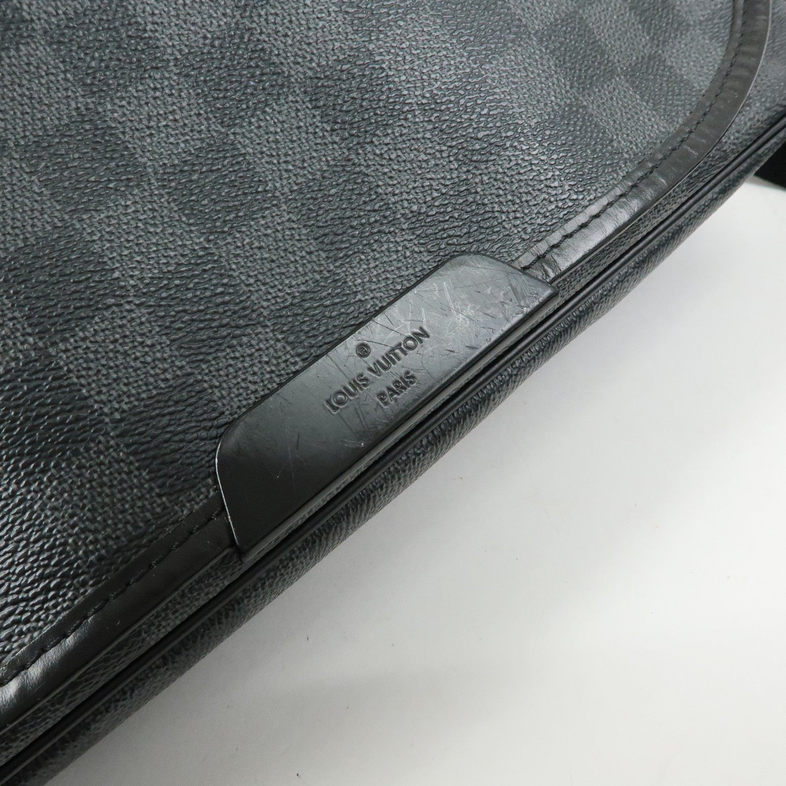 Louis Vuitton Damier Graphite Daniel MM Shoulder Bag N58029