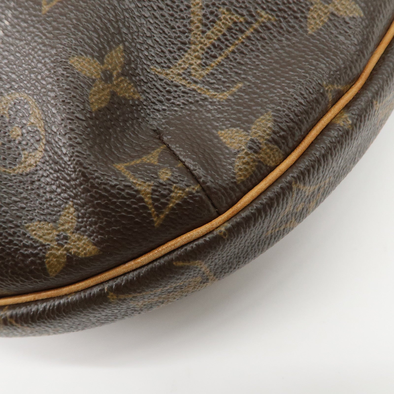 Louis Vuitton Monogram Croissant MM Hand Bag Shoulder Bag M51512