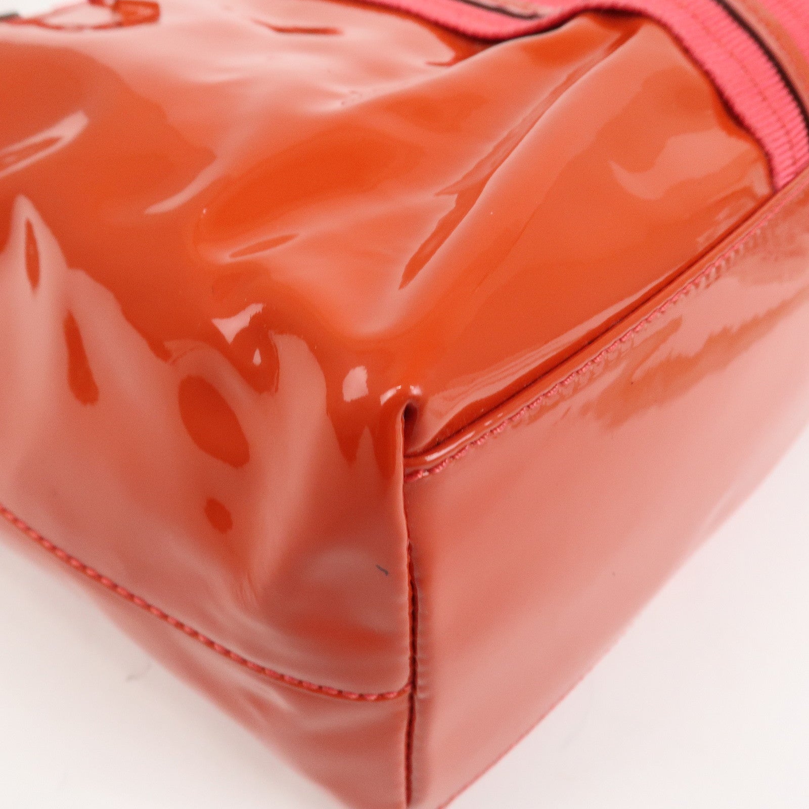 Ferragamo Vara Patent Leather Shoulder Bag Orange