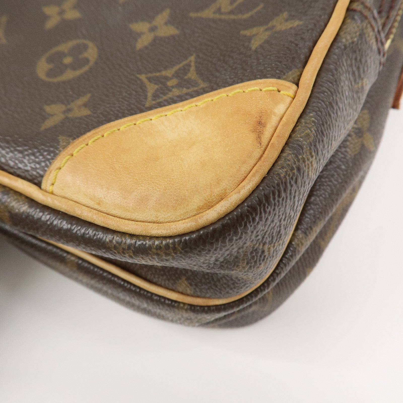 Louis Vuitton Monogram Amazone Shoulder Bag Brown M45236