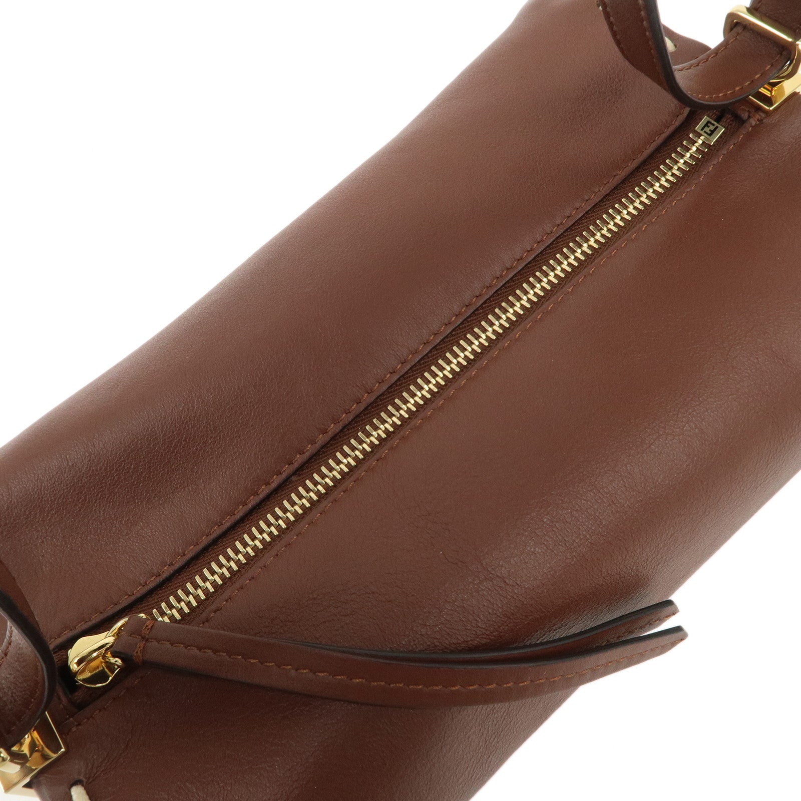 FENDI Selleria Leather Selleria Triangla Shoulder Bag Brown 8BS053