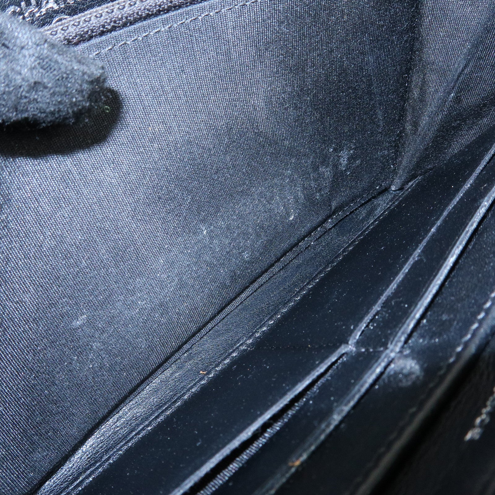 CHANEL COCO Mark Caviarskin Round Zippy Long Wallet Black A50071