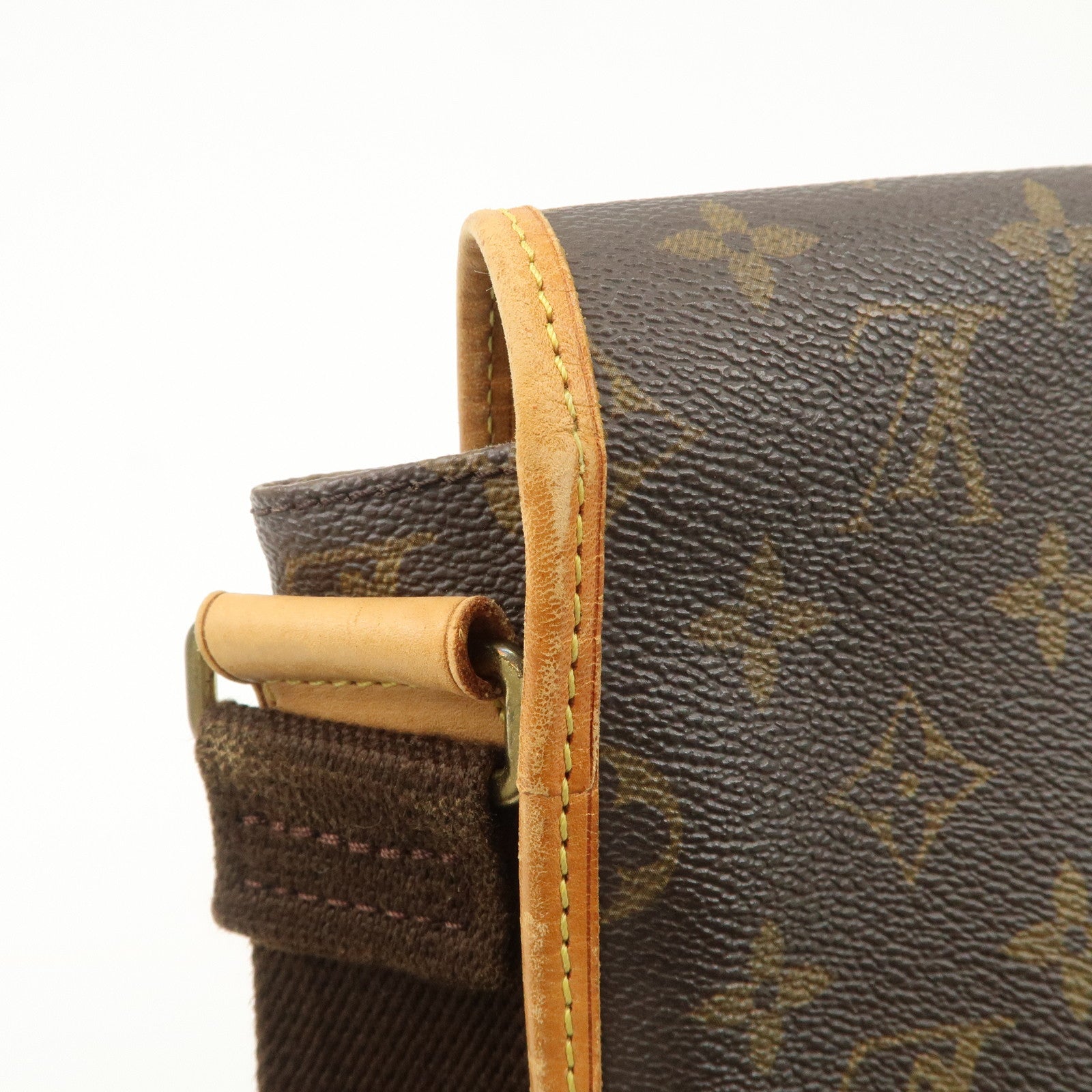 Louis Vuitton Monogram Messenger Bosphore PM Shoulder Bag M40106