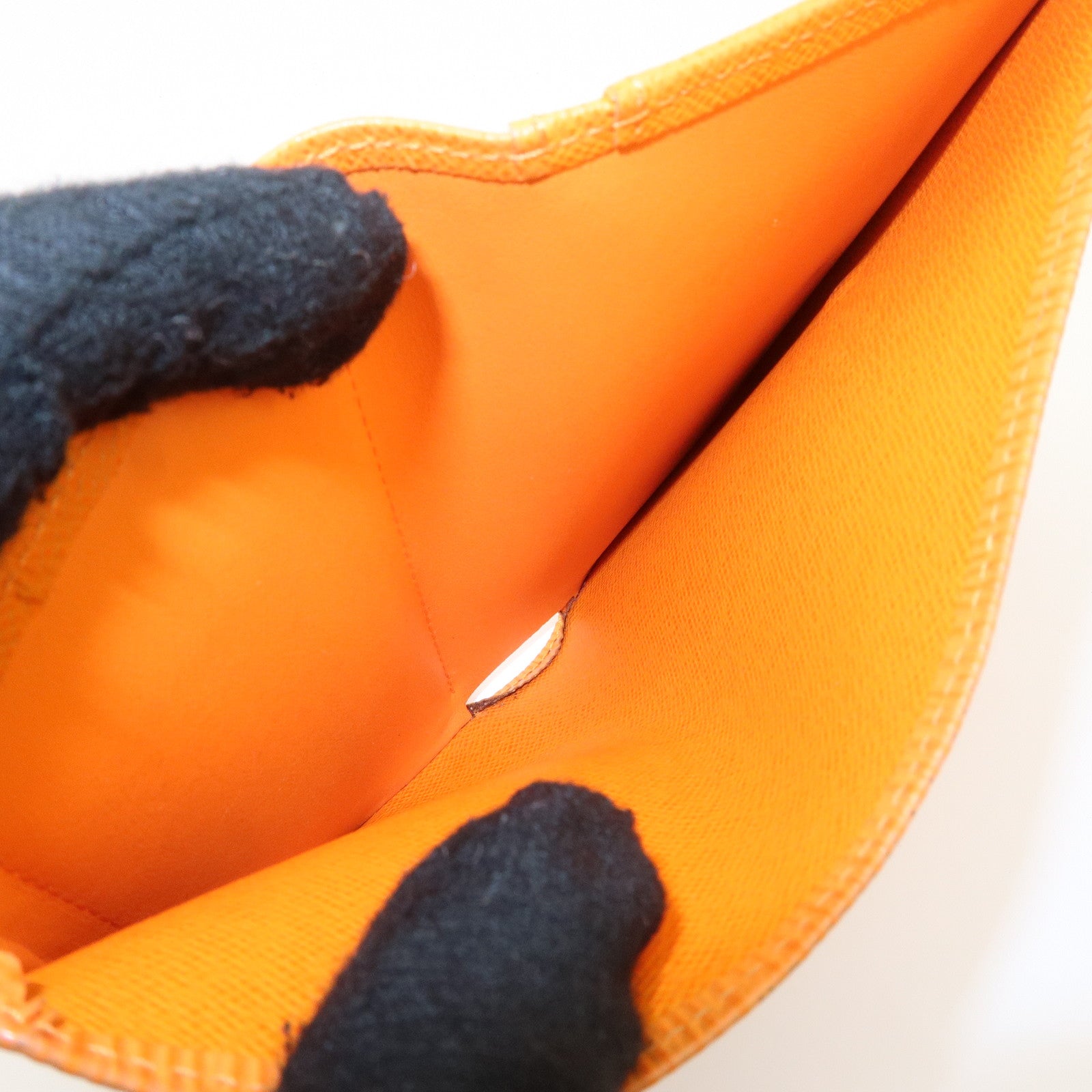 Louis Vuitton Epi Porte Monnaie Viennois Bi-Fold Wallet Mandarin Orange Used