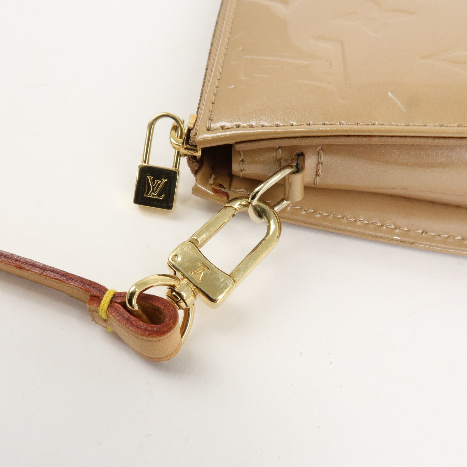 Louis Vuitton Monogram Vernis Pochette Accessoires Noisette M91343 Used