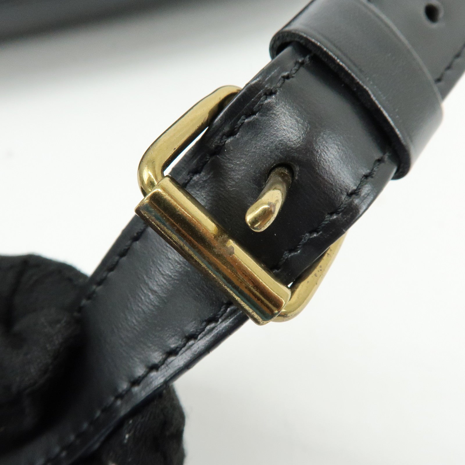 Louis Vuitton Epi Cartouchiere Shoulder Crossbody Bag Noir M52242