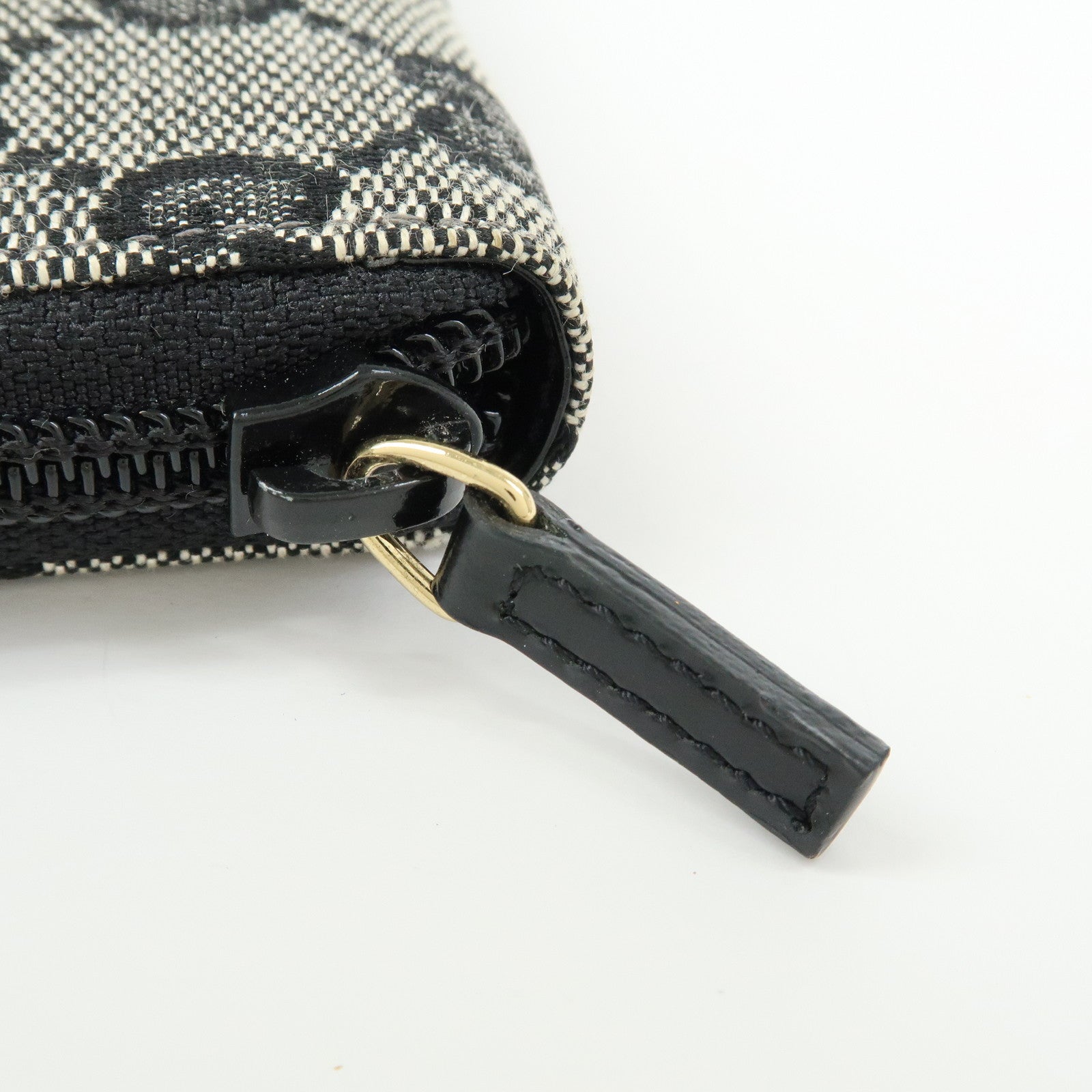 GUCCI GG Canvas Zippy Round Compact Wallet Black 035・203887・2213