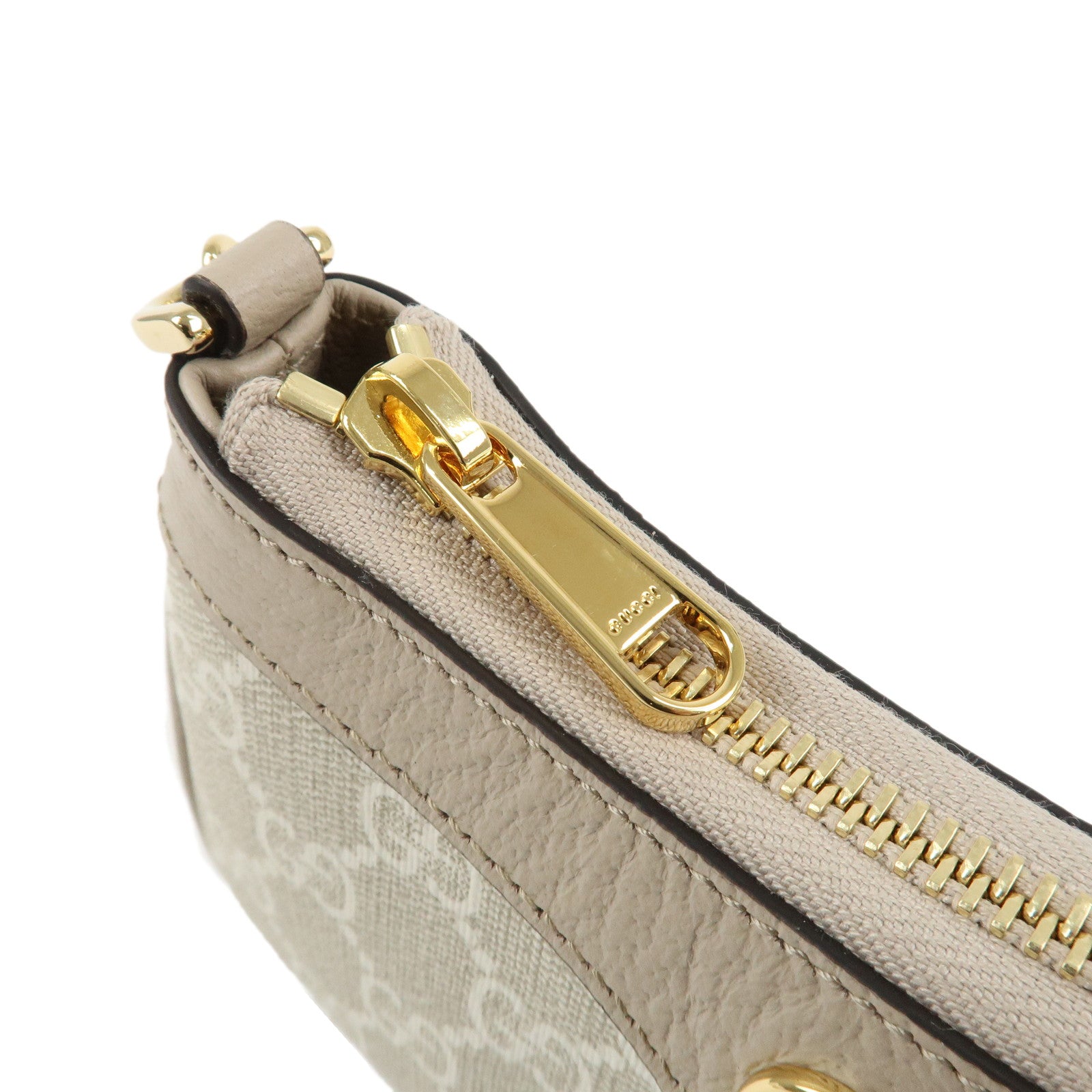 GUCCI Leather GG Supreme Chain Pouch Hand Bag Beige Brown 764960 Used