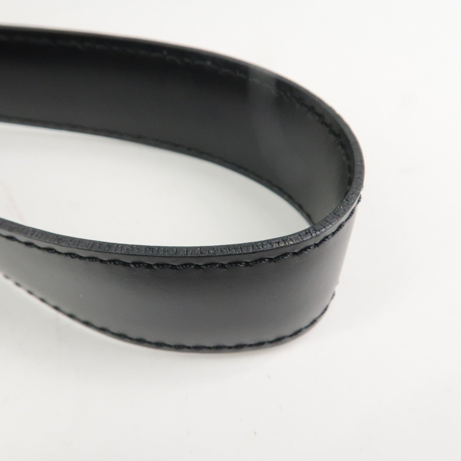 Louis Vuitton Epi Leather Sac D'epaule PM Bucket Bag Black M80157