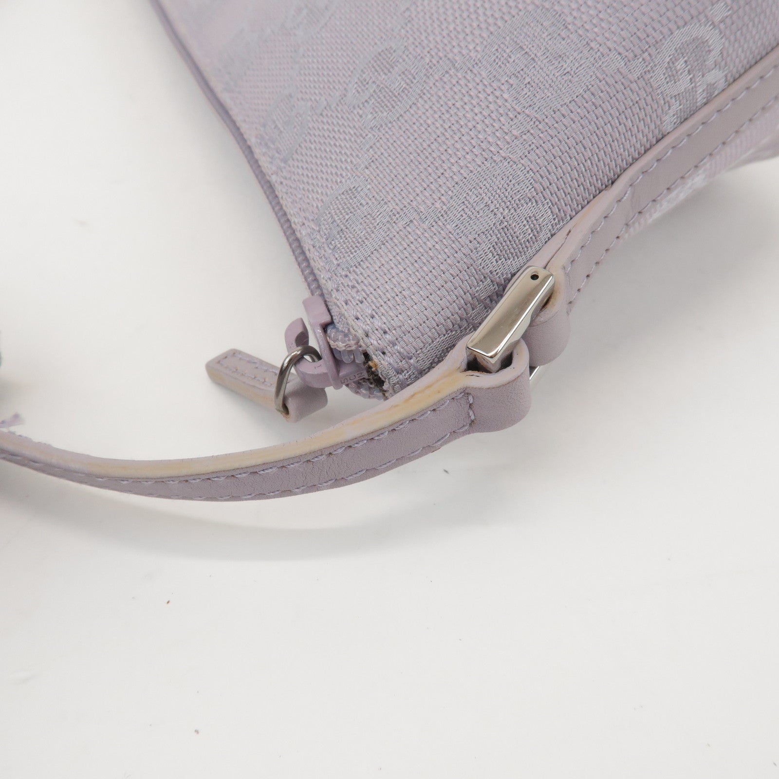 GUCCI Boat Bag GG Canvas Leather Hand Bag Pouch Light Purple 07198