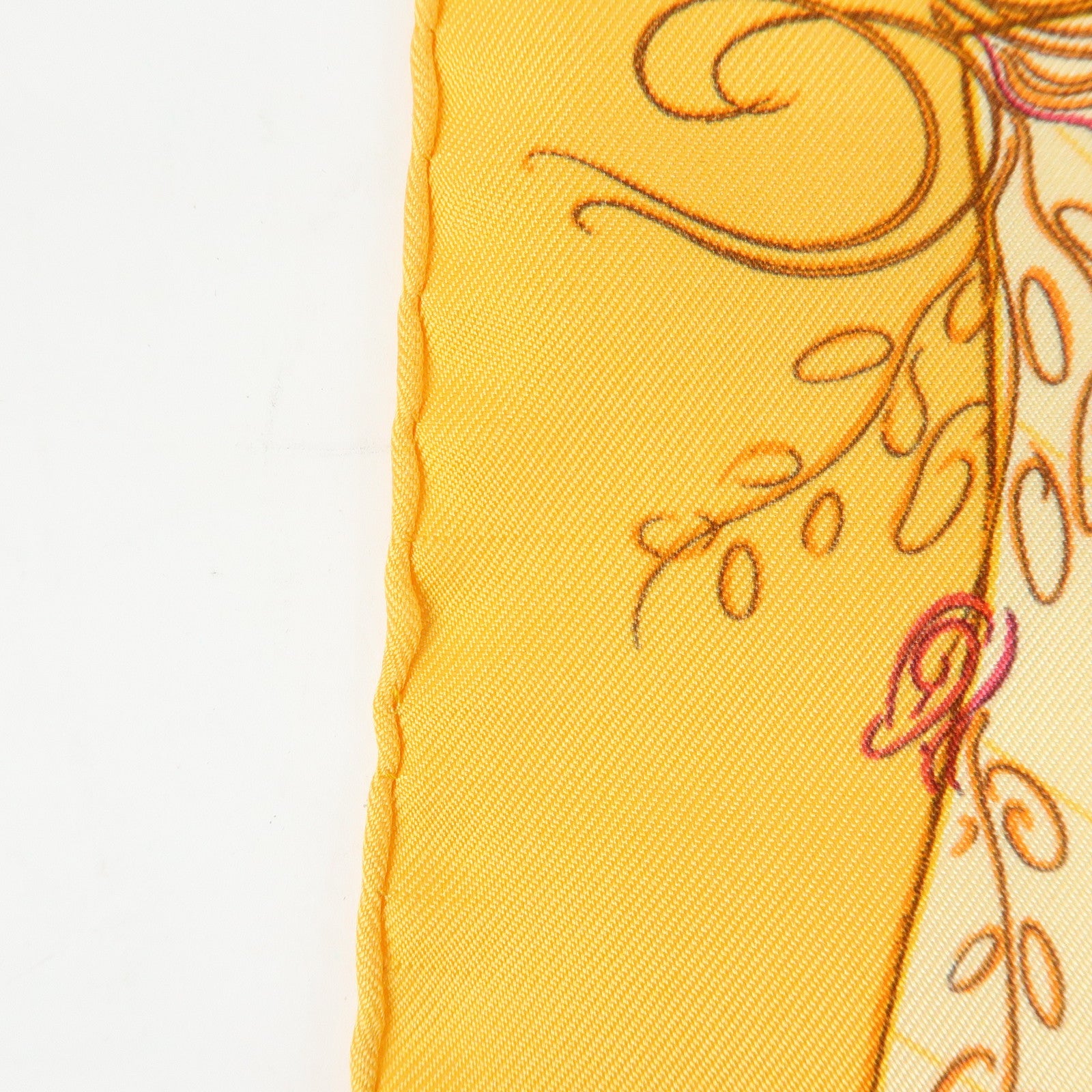 HERMES Carre 42 Silk 100% Scarf EFFLUVES Ivy Print Orange