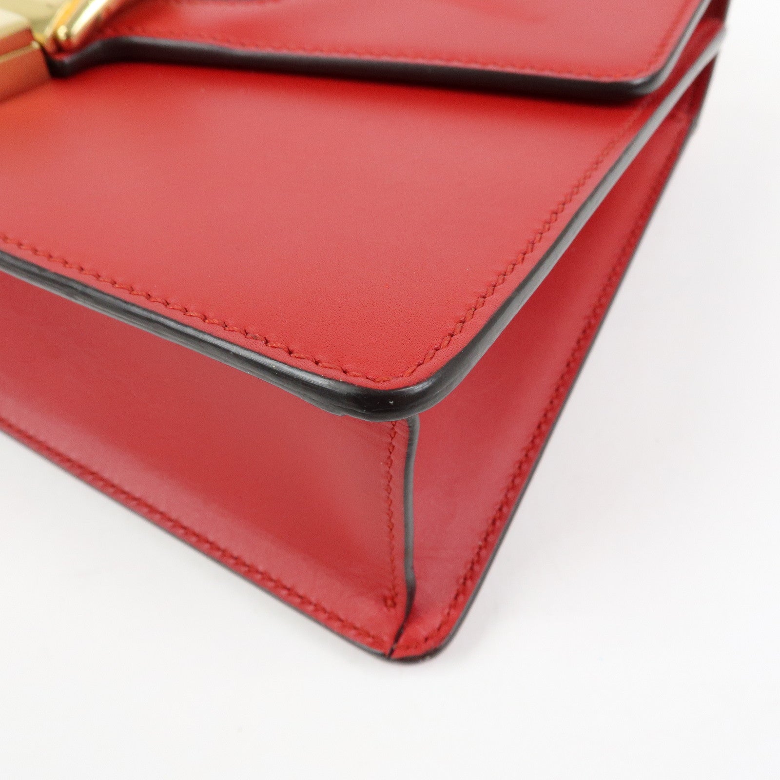 GUCCI Sylvie Sherry Leather Shoulder Bag Red Ribbon Red 421882