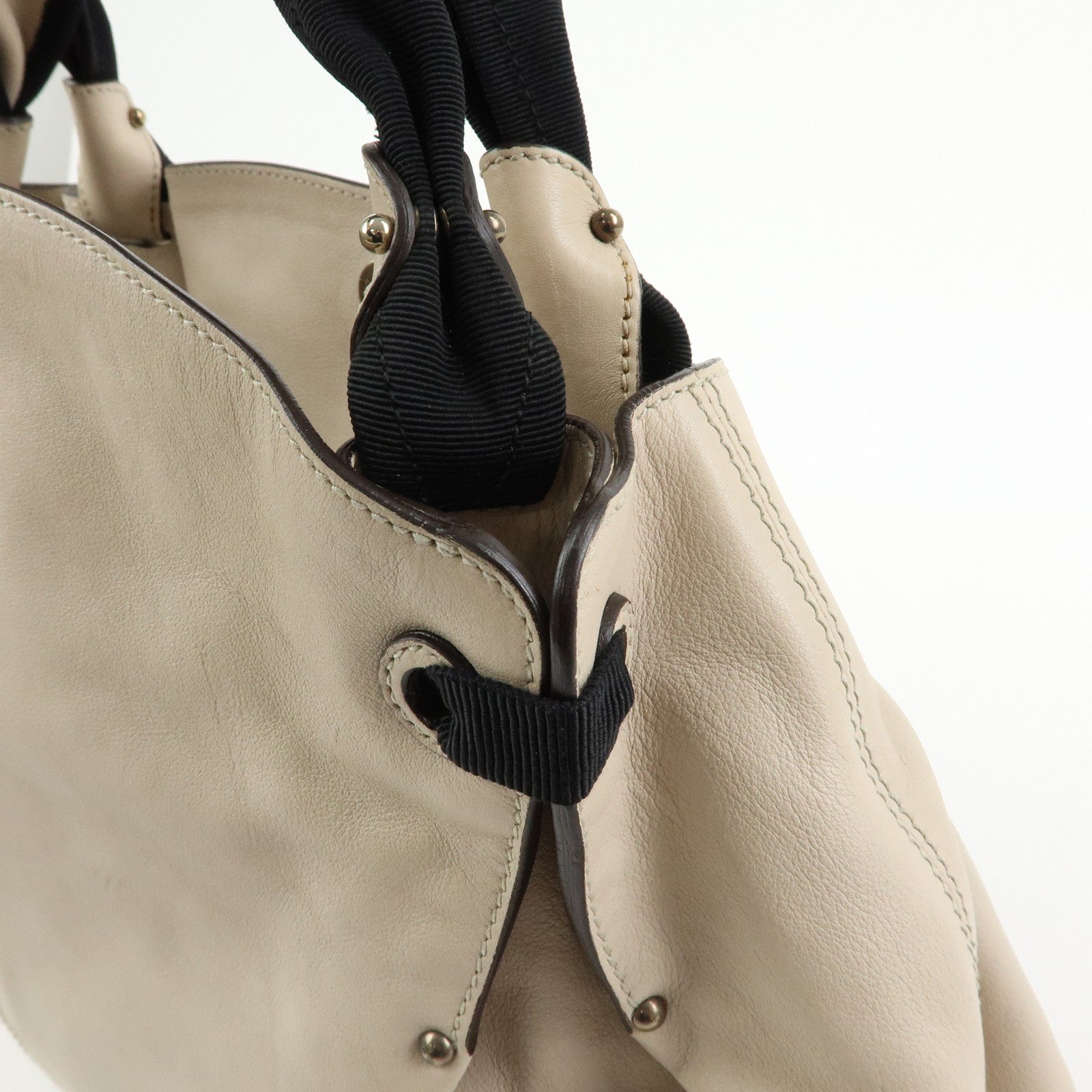 Ferragamo Vara Ribbon Leather Tote Bag Shoulder Bag Ivory Black