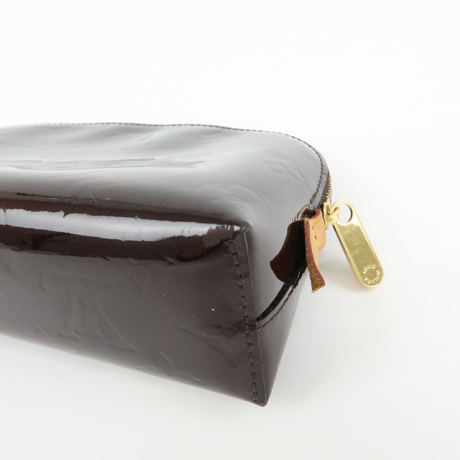 Louis Vuitton Monogram Vernis Pochette Cosmetic Pouch M91495