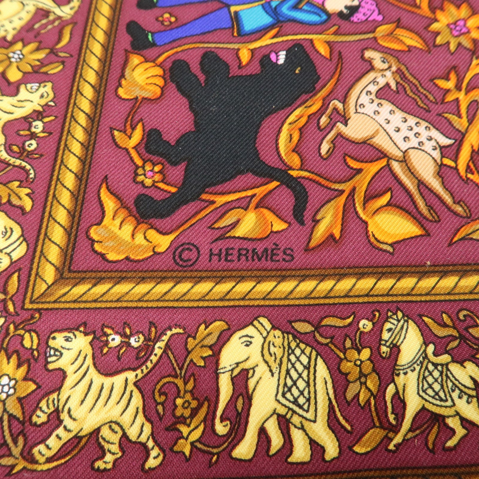 HERMES Carre 90 Silk 100% Scarf CHASSE EN INDE Bordeaux