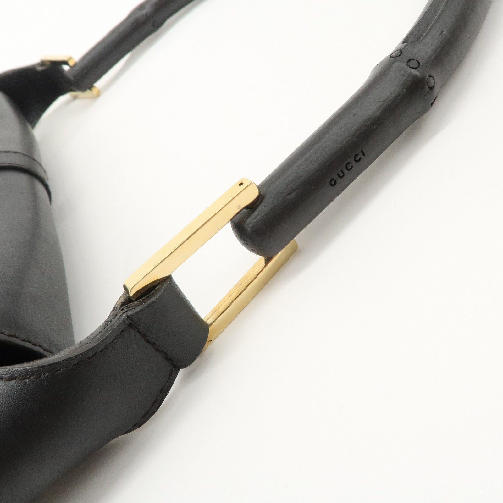 GUCCI Bamboo Leather Shoulder Bag Black Gold HDW 001.4096 Used
