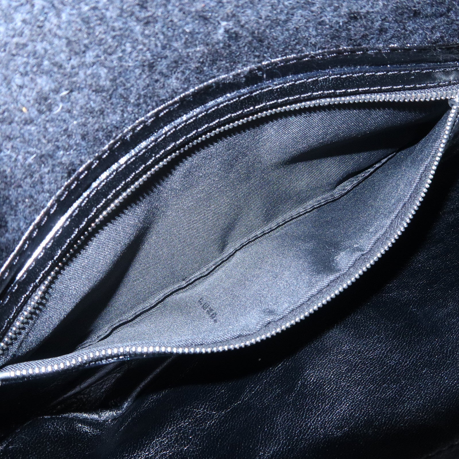 FENDI Mamma Baguette Knit Leather Shoulder Bag Dark Navy 26424