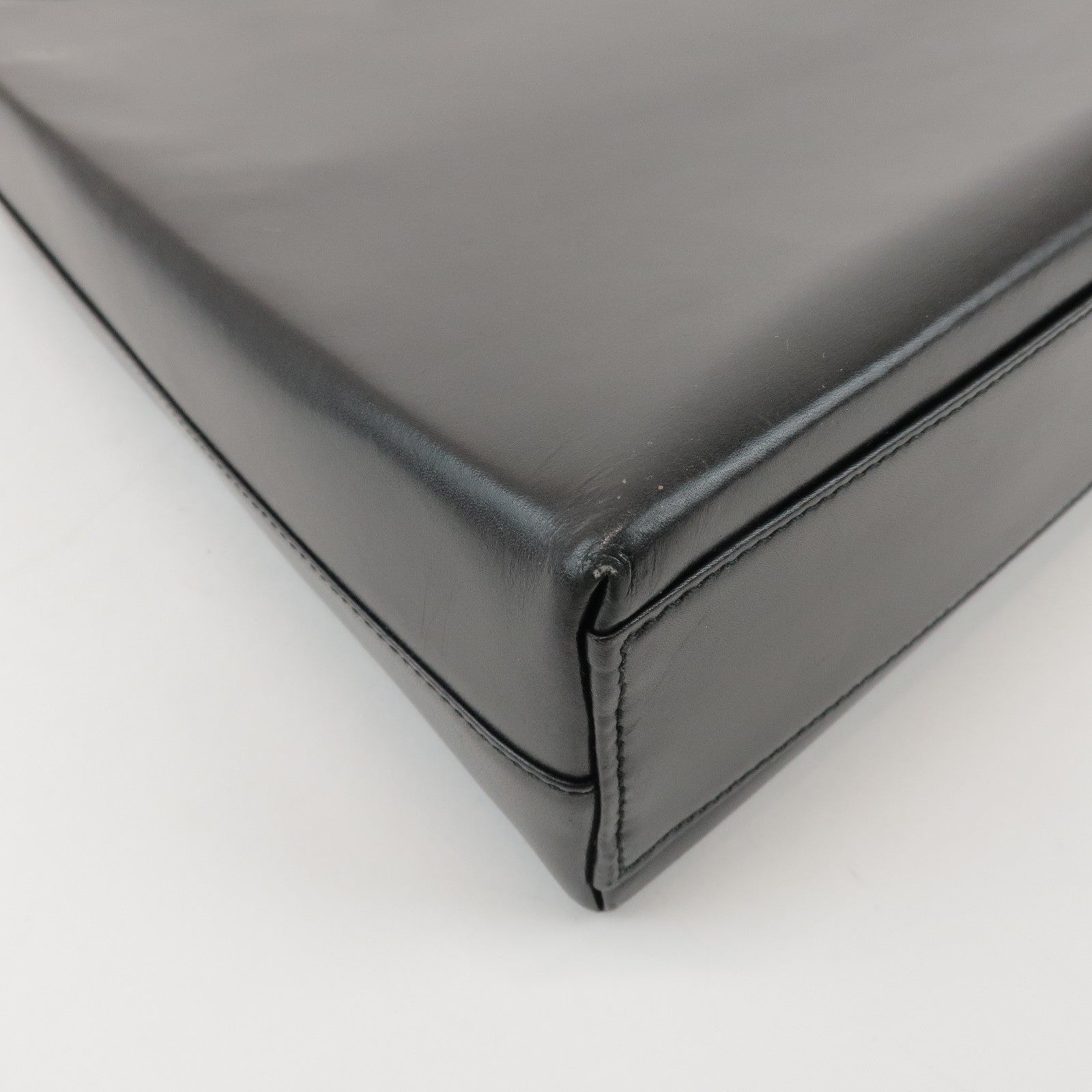 Ferragamo Gancini Calf Leather Shoulder Bag Hand Bag Black