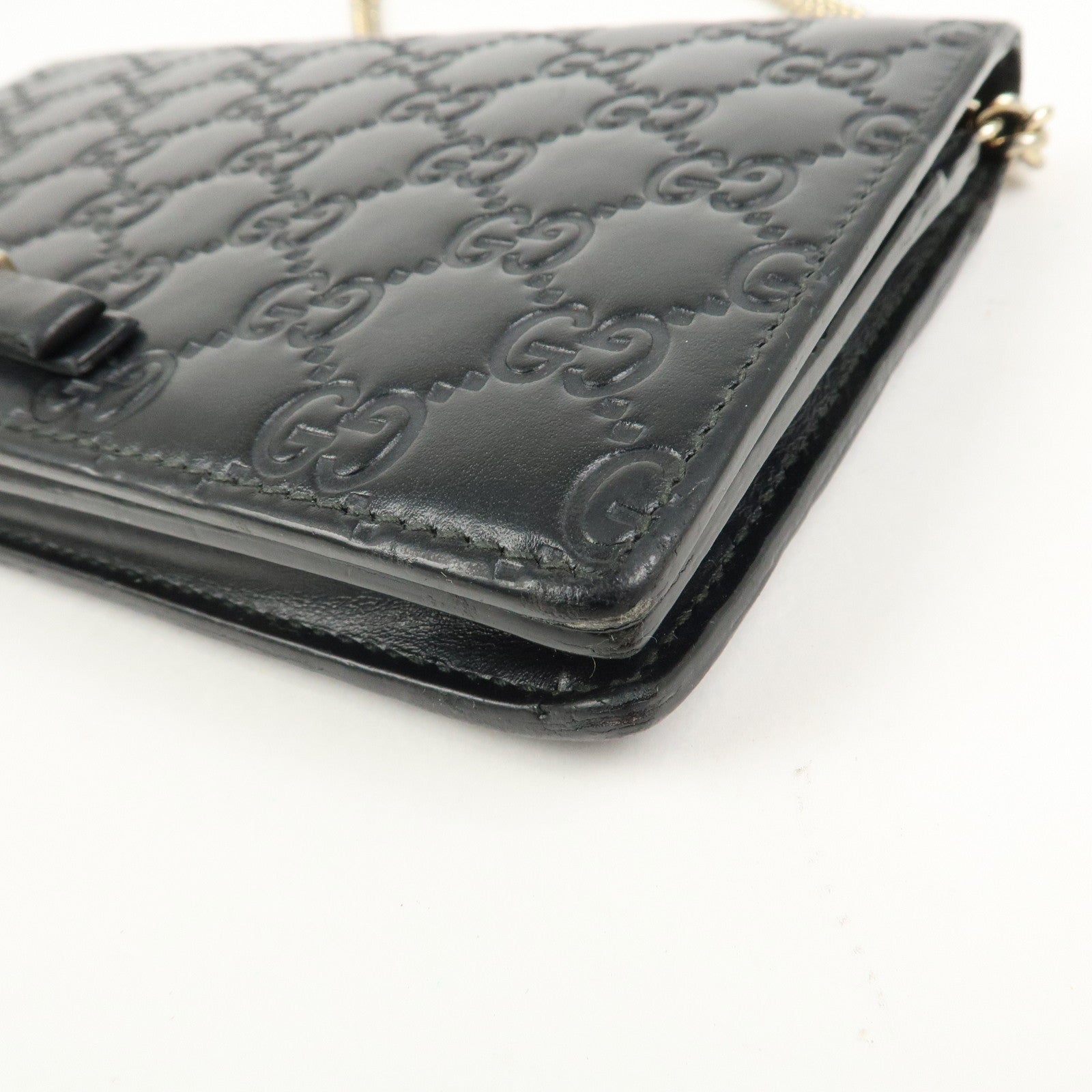 GUCCI Interlocking G Guccissima Leather Chain Shoulder Wallet Black