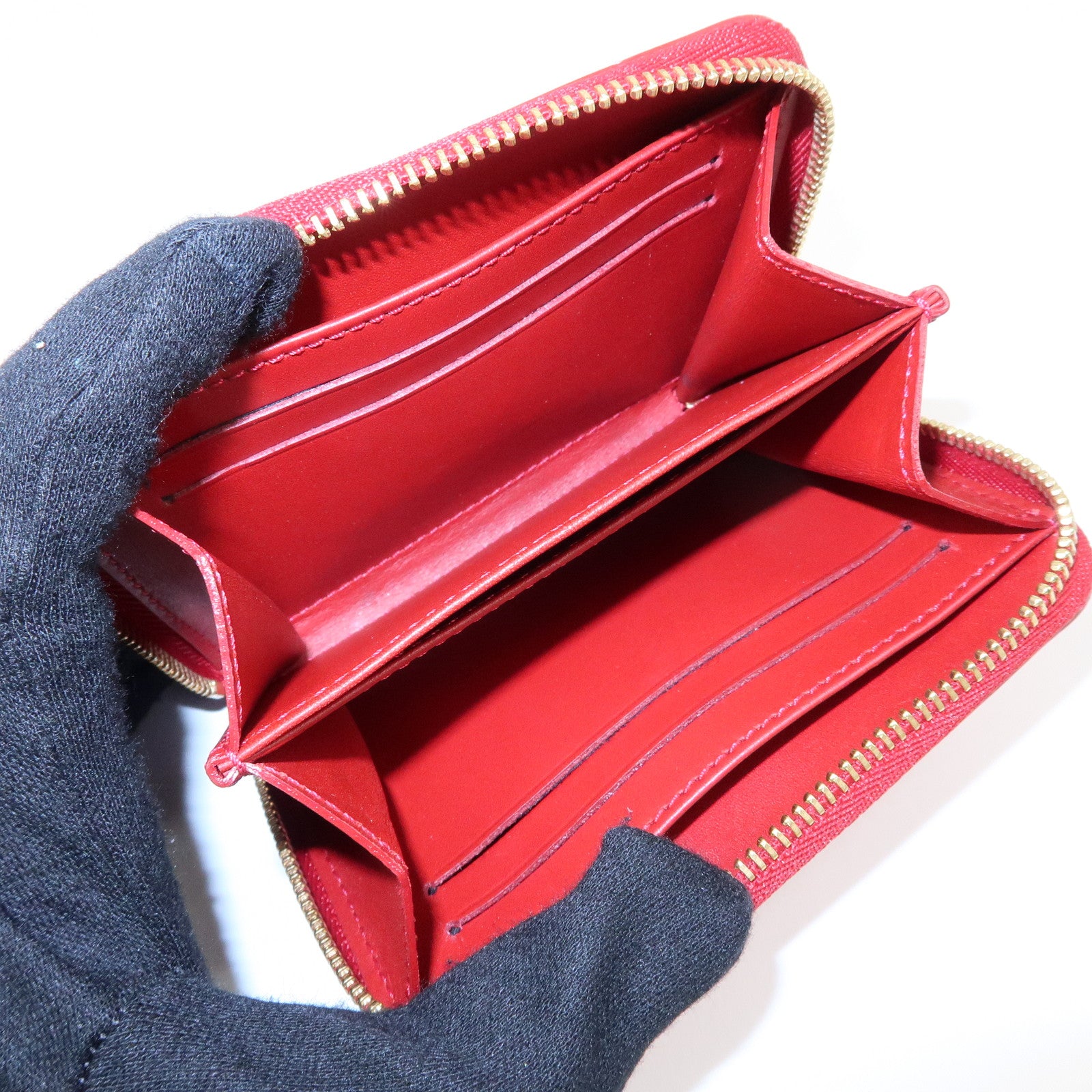 Louis Vuitton Monogram Vernis Zippy Coin Purse Pomme d'Amour M93608
