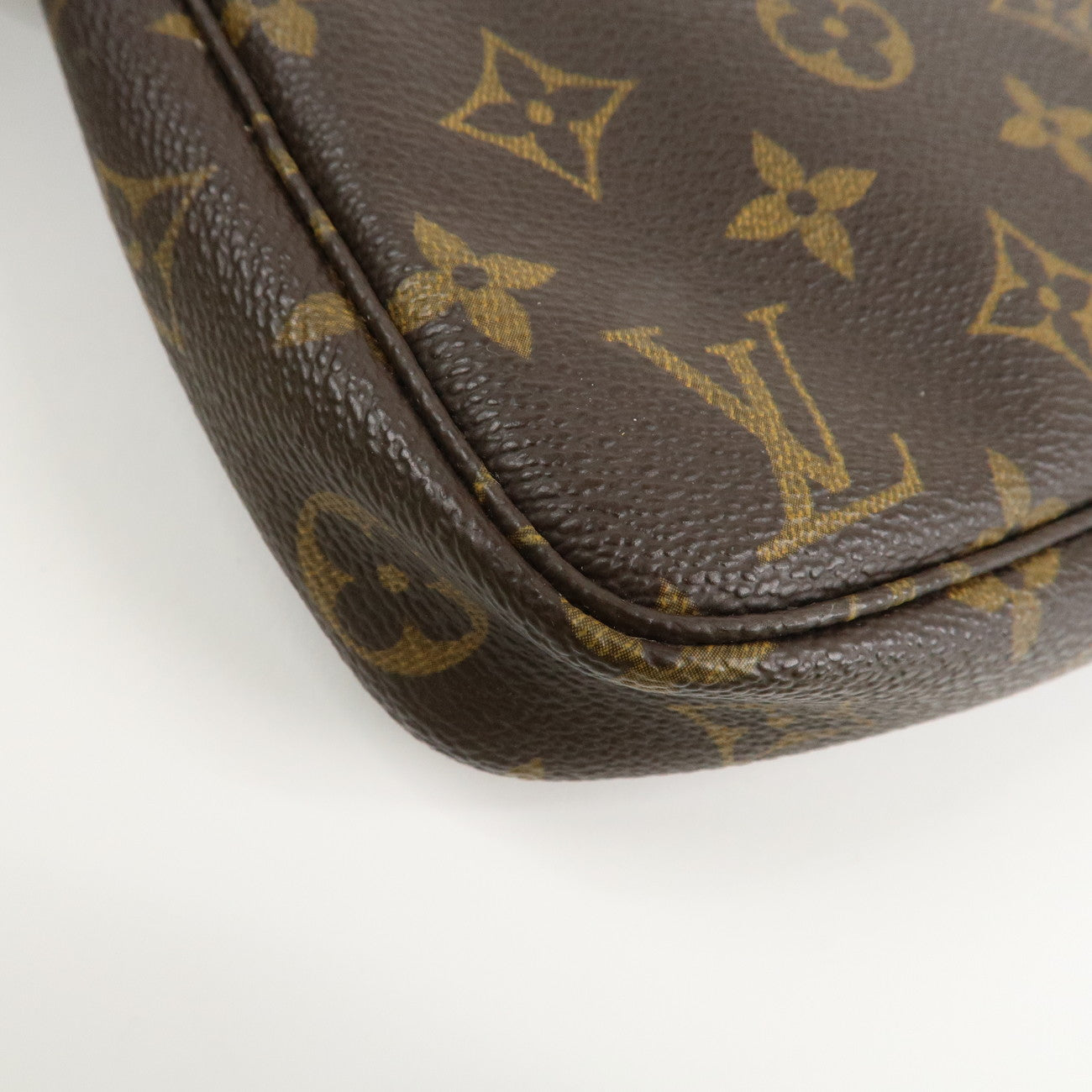 Louis Vuitton Monogram Pochette Accessoires Hand Bag Brown M51980 Used