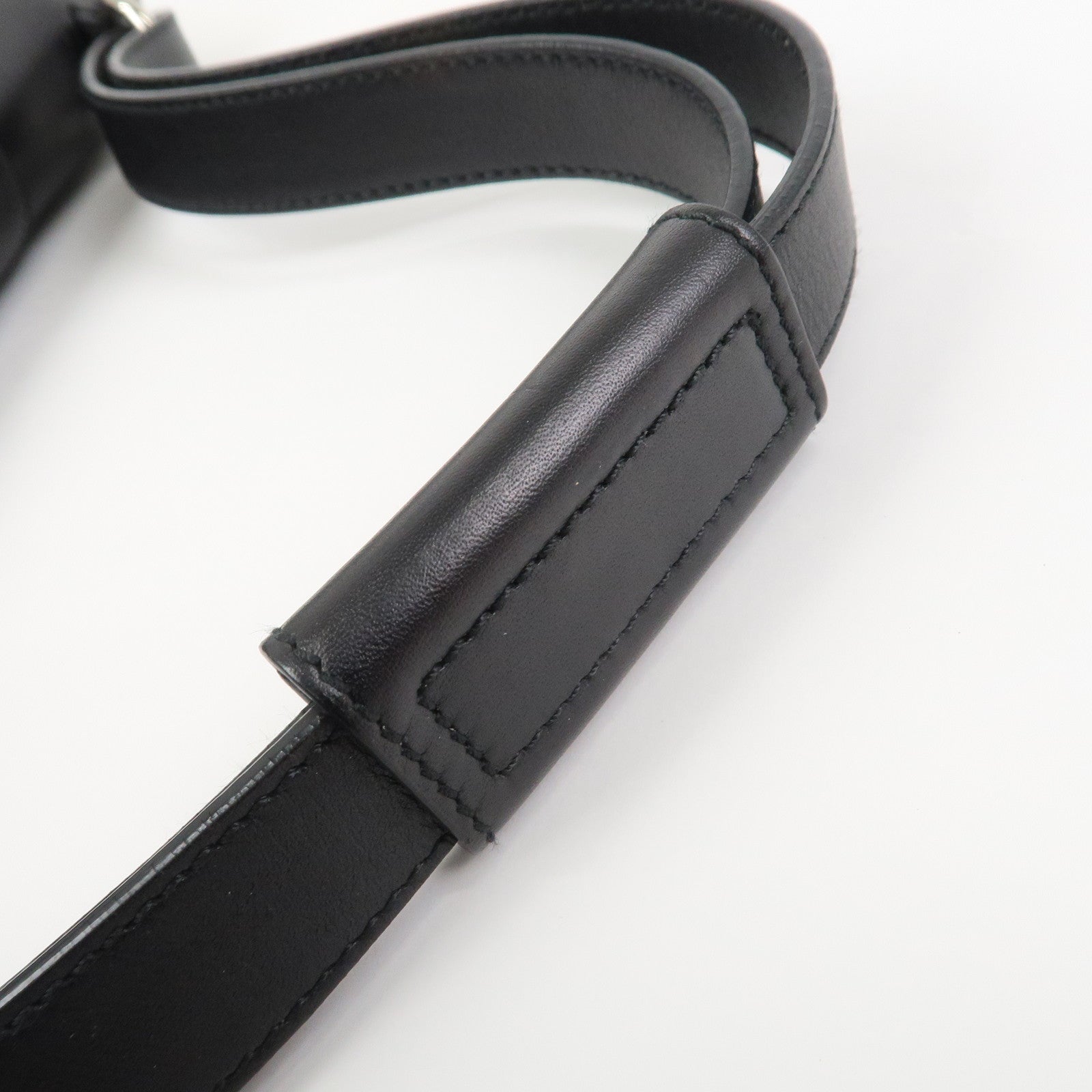 Ferragamo Gancini Leather Shoulder Bag Hand Bag Black AQ-21 4935