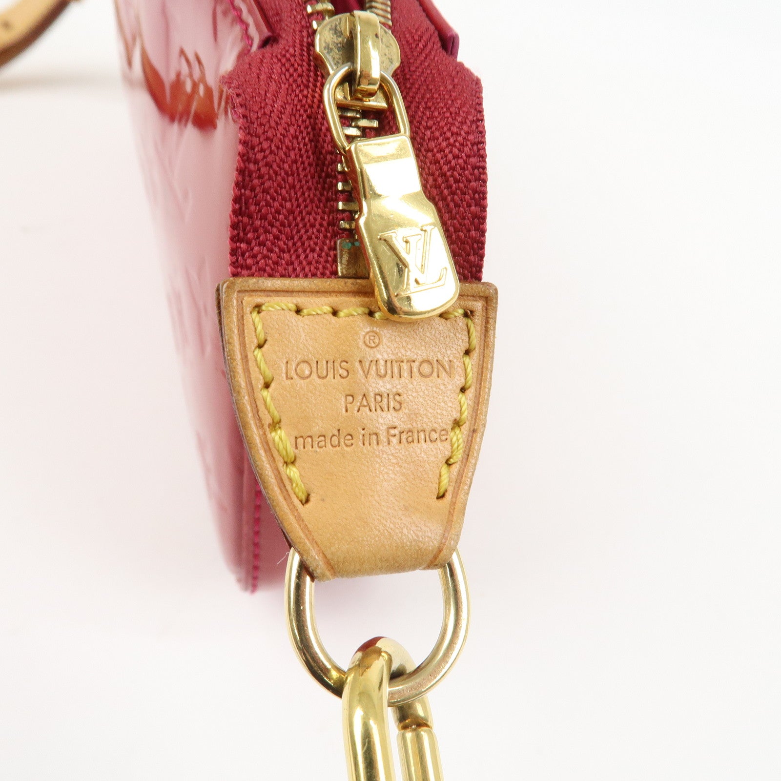 Louis Vuitton Monogram Vernis Pochette Accessoires Pouch M91574