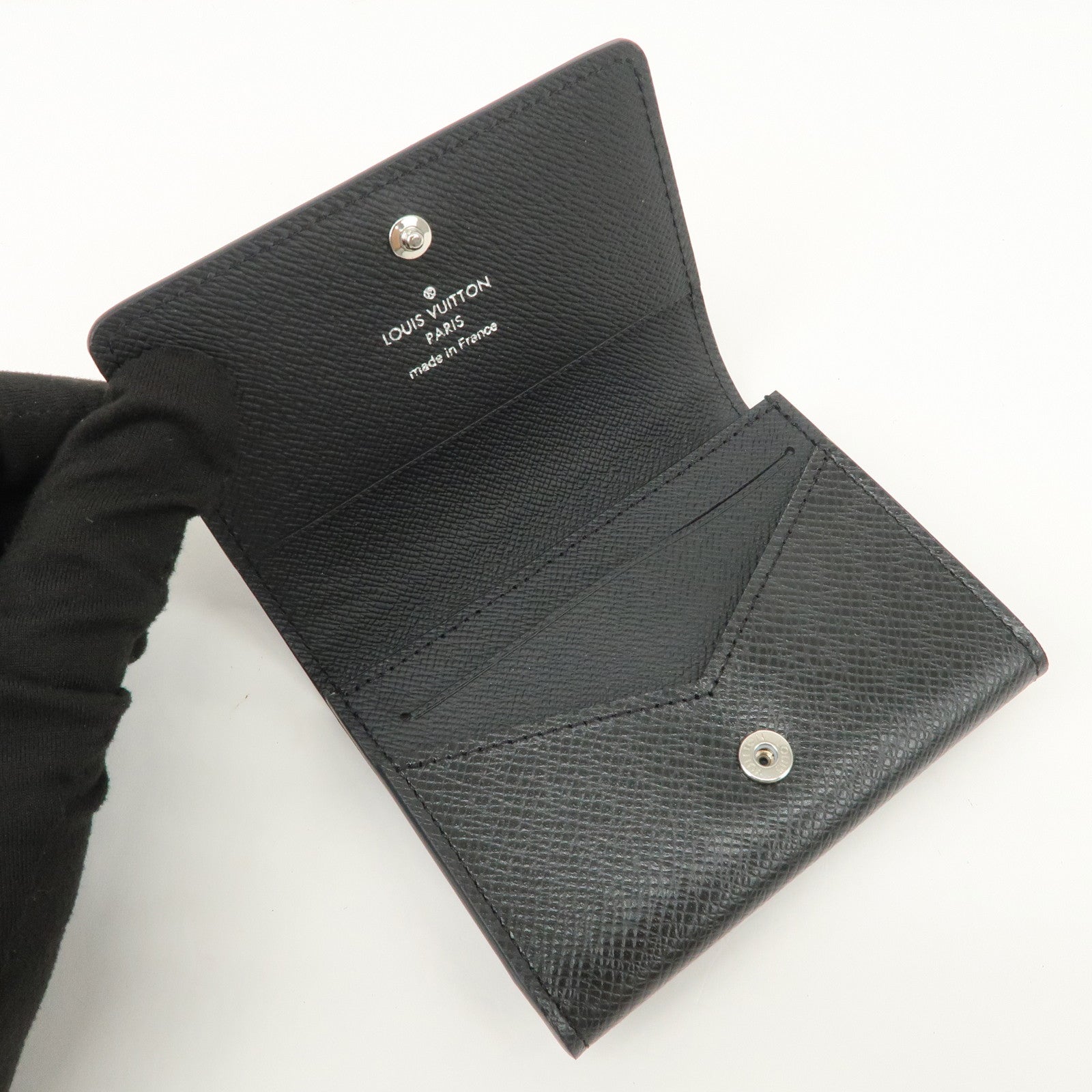 Louis Vuitton Taiga Envelope Carte de Visite NM Card Case M64595