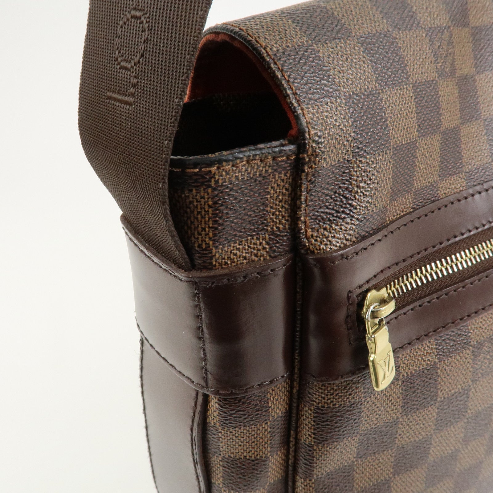 Louis Vuitton Damier Bastille Canvas Shoulder Bag Brown N45258