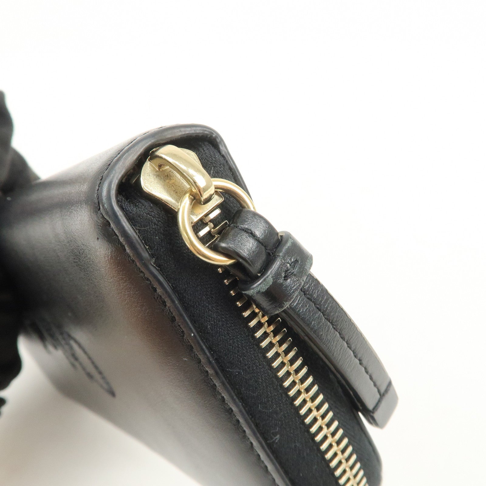 Chloe Logo Leather Round Zippy Long Wallet Black