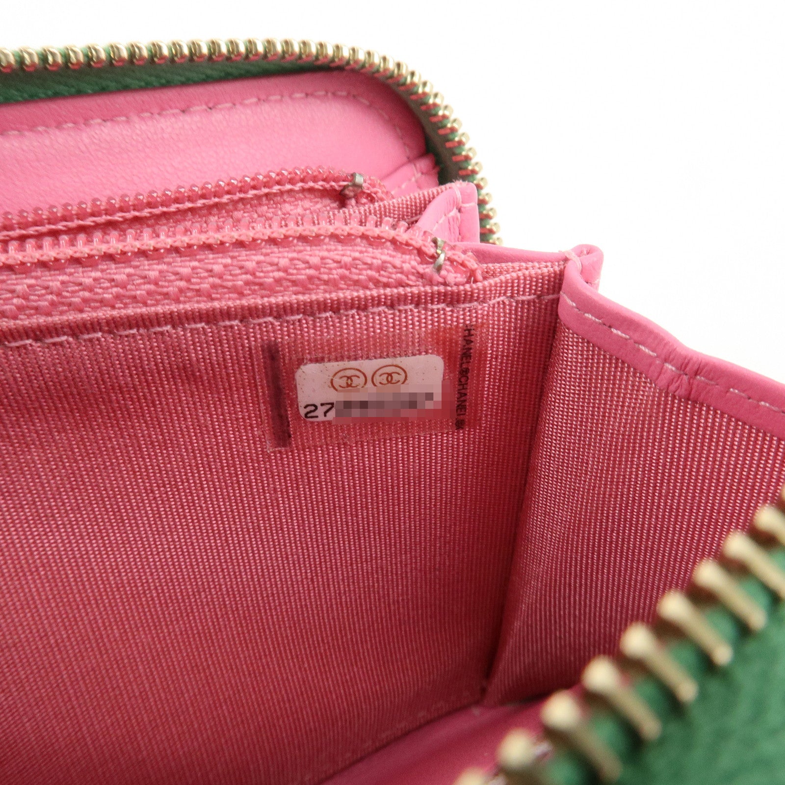 CHANEL COCO Mark CC Filigree Caviarskin Round Zippy Wallet Pink A84446 Used
