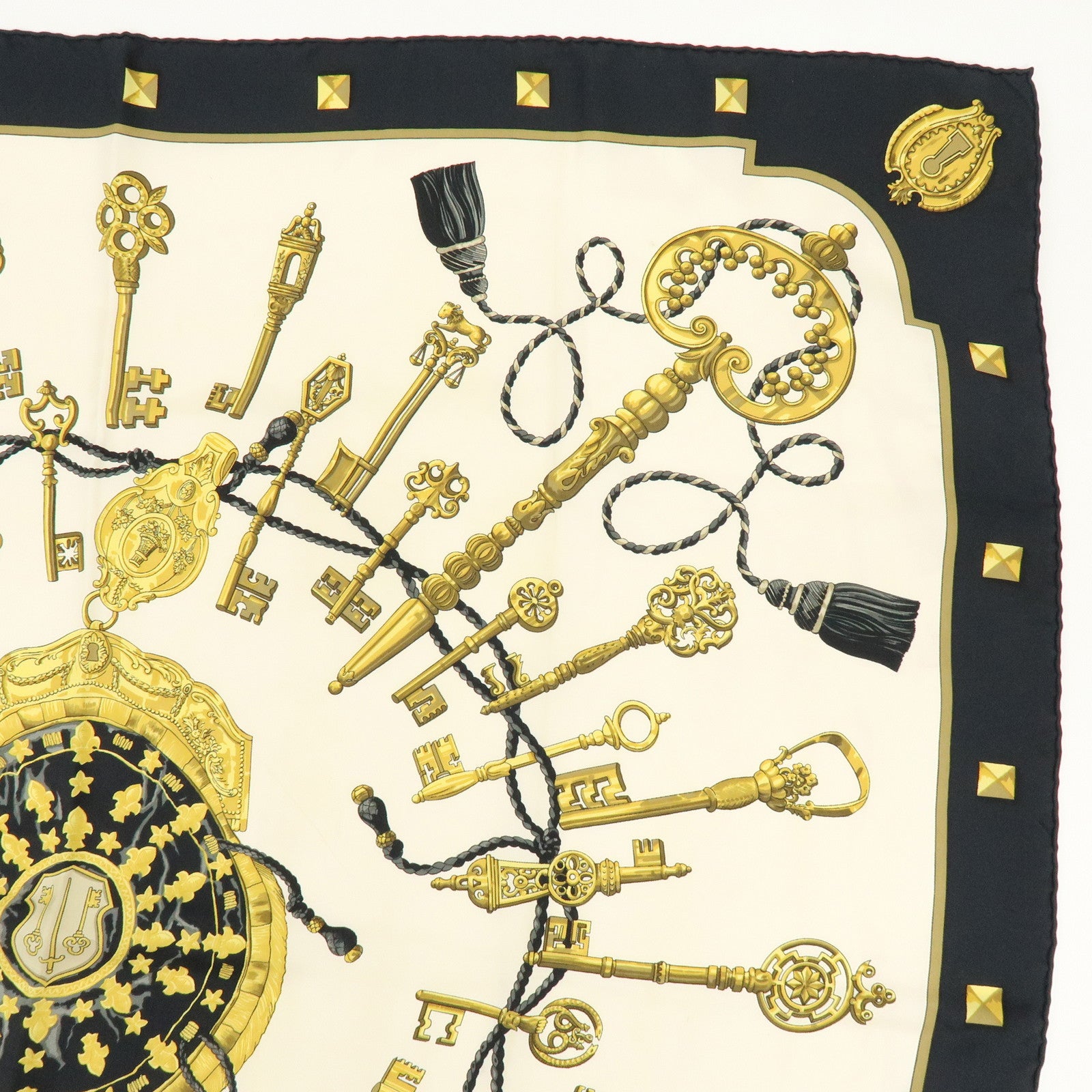 HERMES Carre 90 Silk 100% Scarf LES CLES THE KEYS RARE Black White