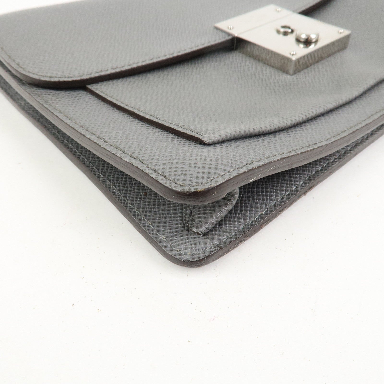 Louis Vuitton Taiga Leather Neo Belaia Clutch Bag Glacier M32683