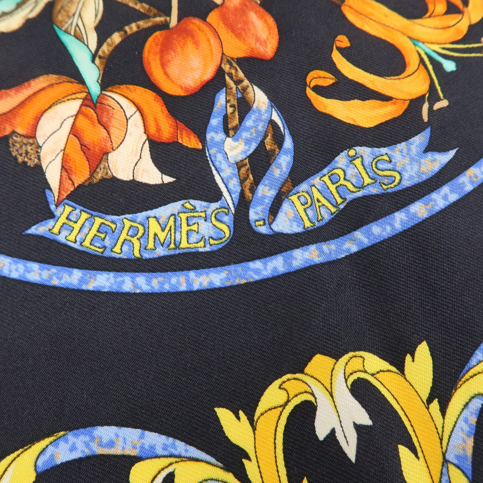 HERMES Carre 90 Silk 100% Scarf PIERRES D' ORIENT ET D' OCCIDENT