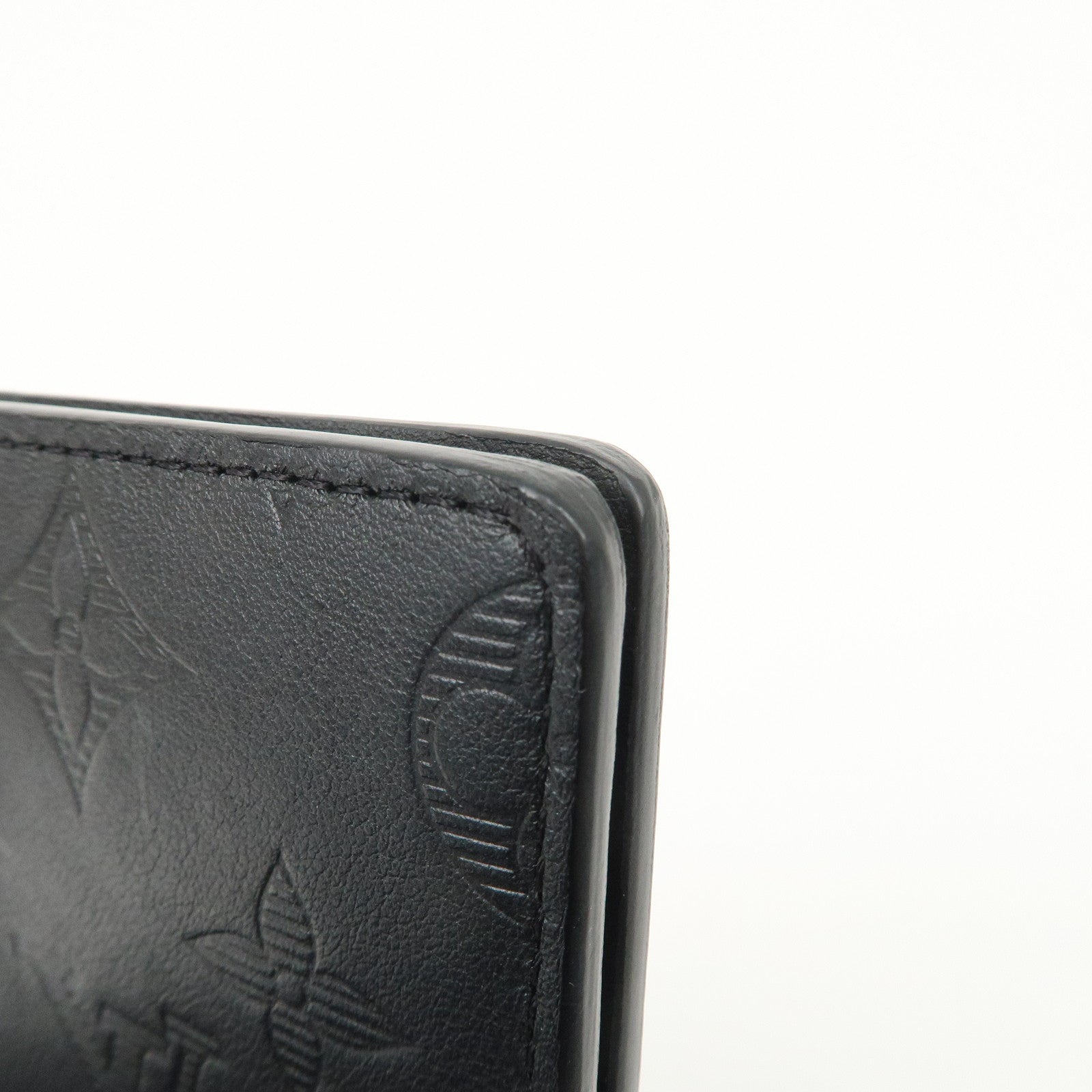 Louis Vuitton Monogram Shadow Leather Card Case Organizer Noir M62899