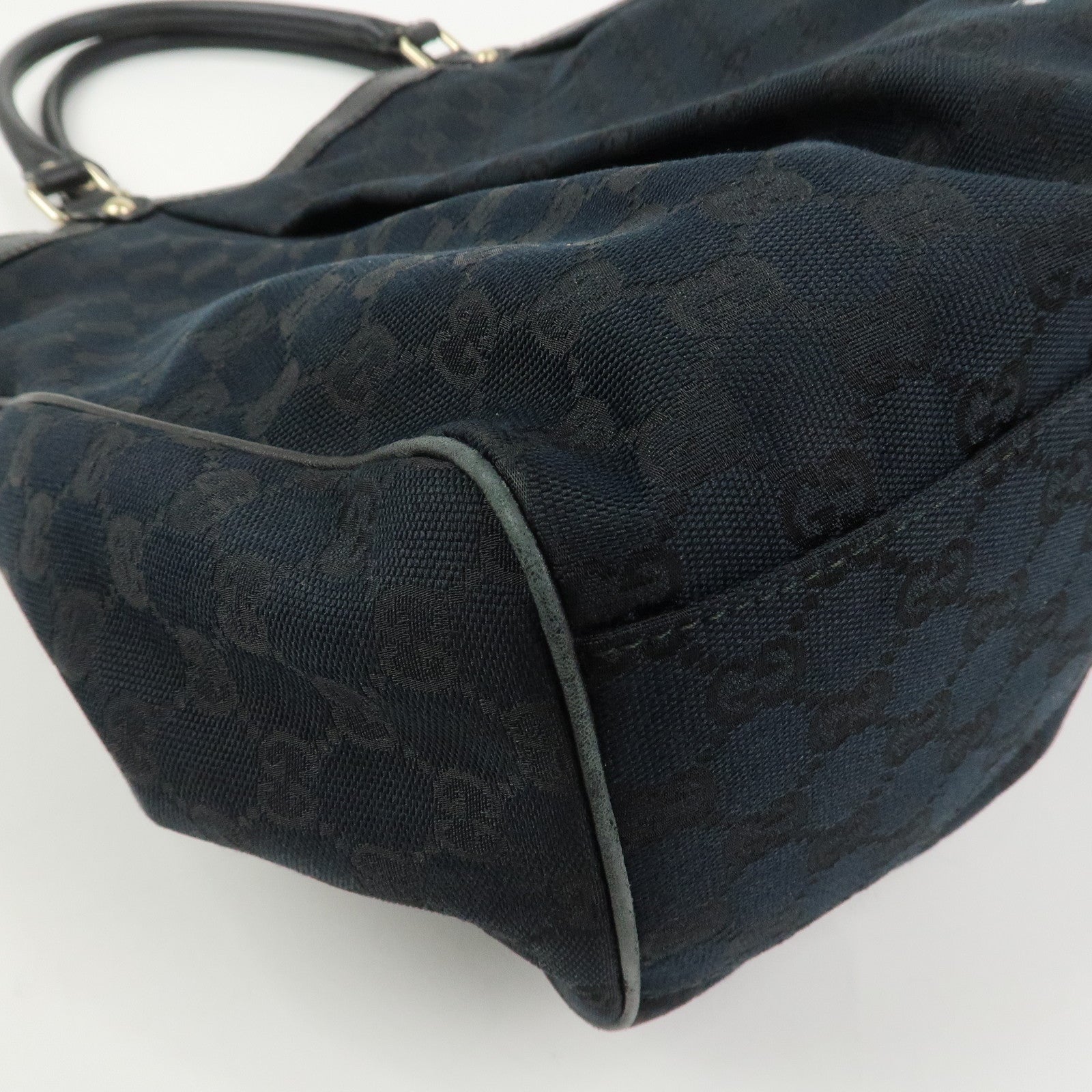 GUCCI Sukey Interlocking G GG Canvas Leather Shoulder Bag 211943